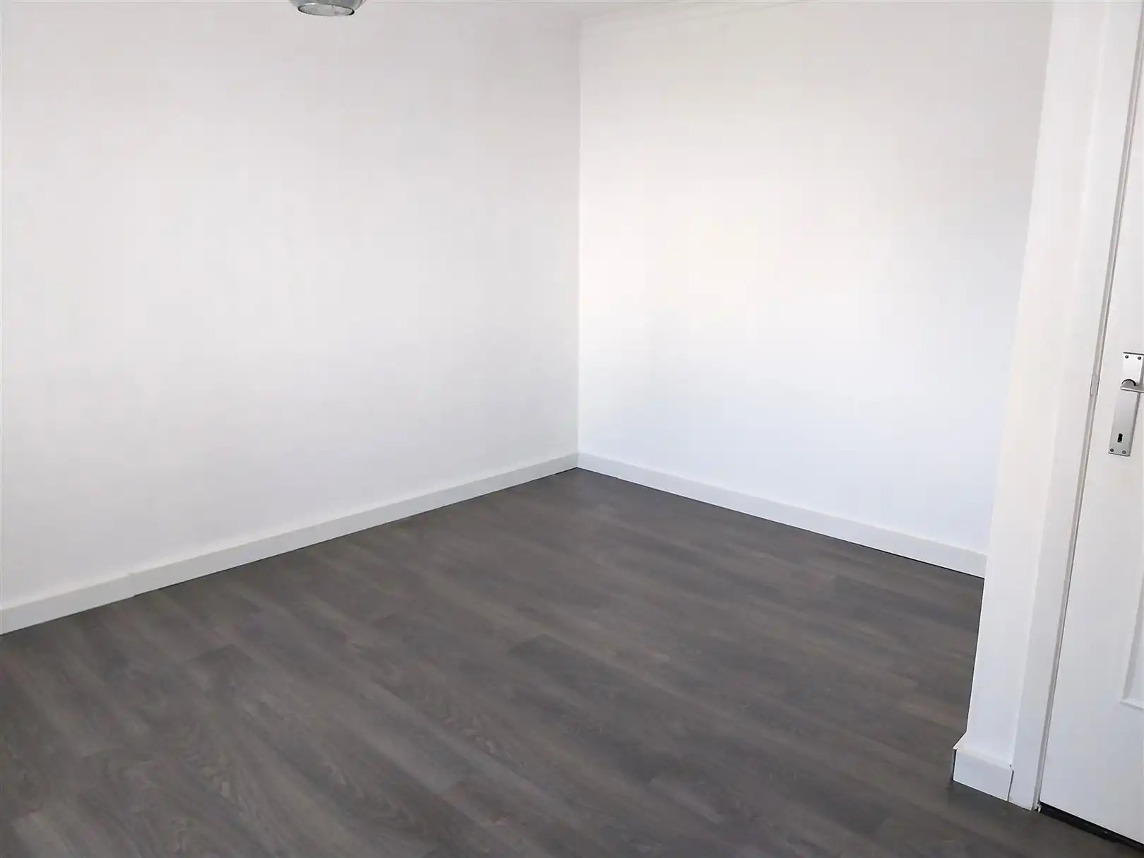 TE HUUR: Gesloten bebouwing met 3 slaapkamers in Aarschot! foto 18