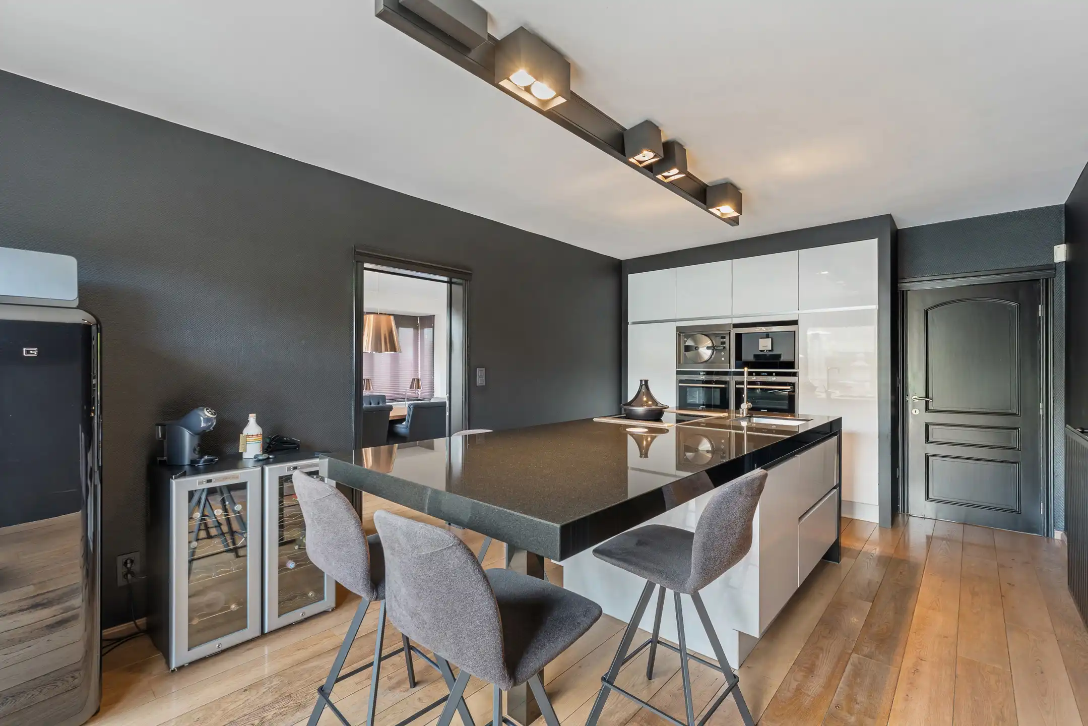 Ruime woning met tal van mogelijkheden te Valmeer foto 3
