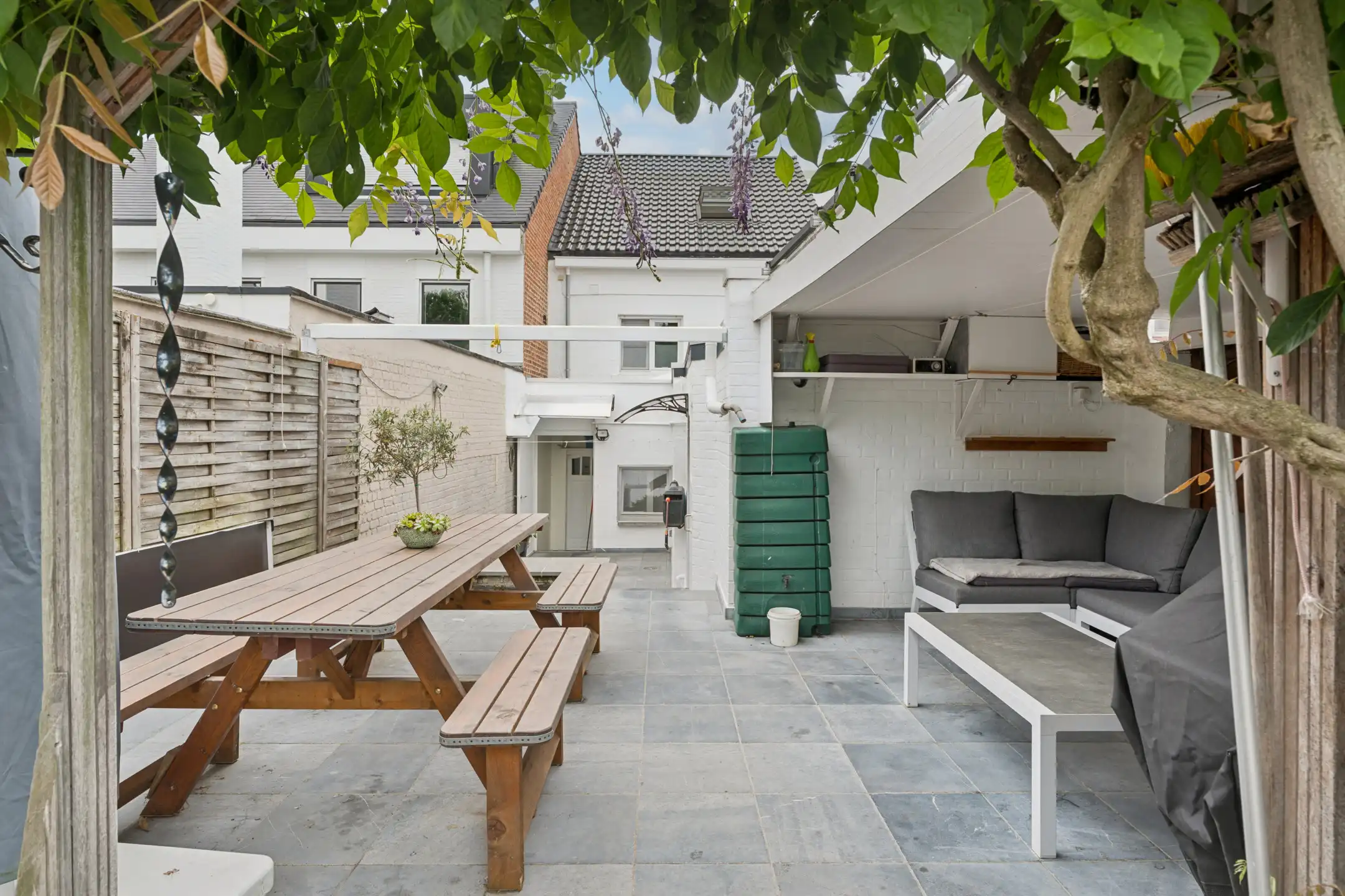 Instapklare gerenoveerde 2-gevelwoning op gunstige locatie foto 26