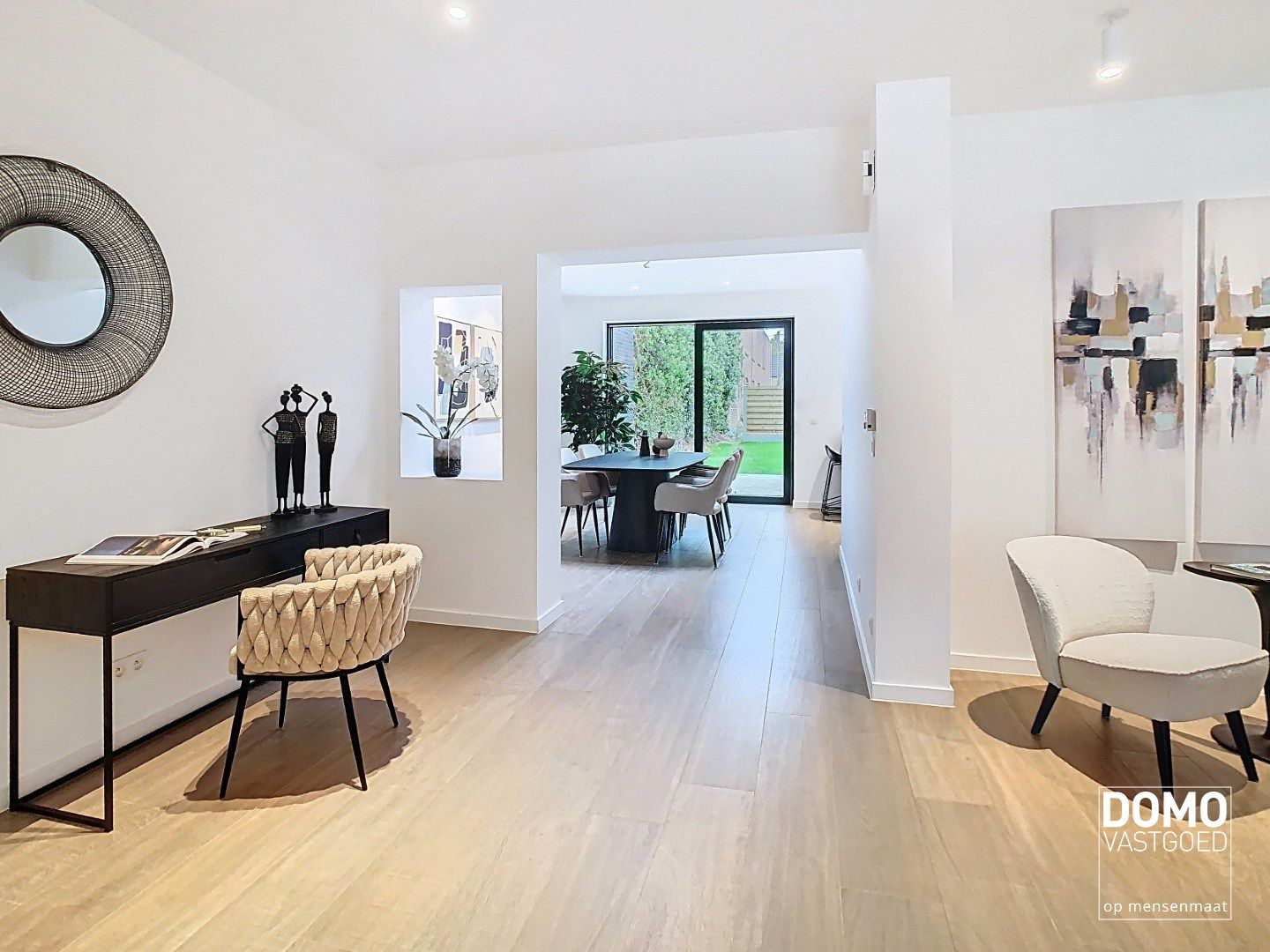 TOTAAL gerenoveerde woning in het centrum van Kermt - Verkoop onder registratierechten!!! foto 6