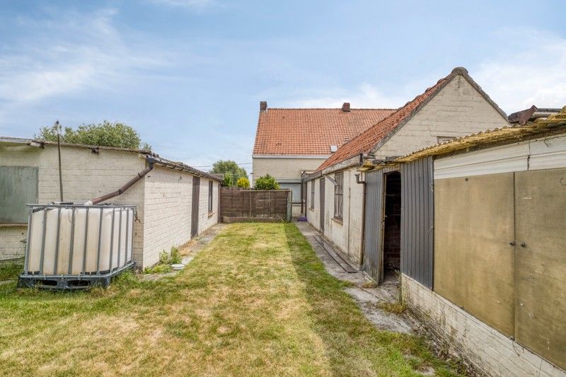 Landelijk gelegen te renoveren woning TE KOOP in Dentergem! foto 33