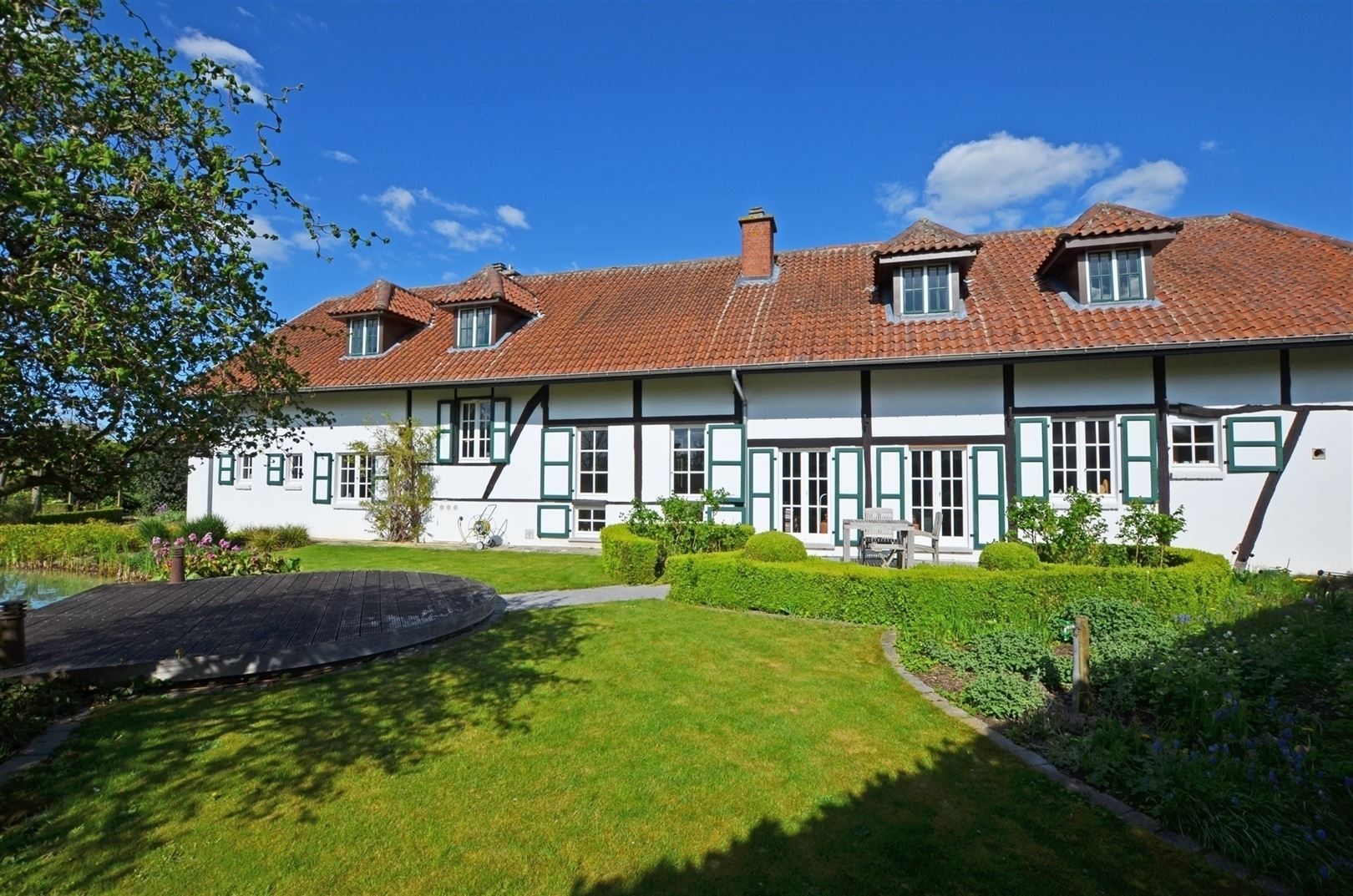 Landelijk gelegen vierkantshoeve op ±1.4Ha foto 30