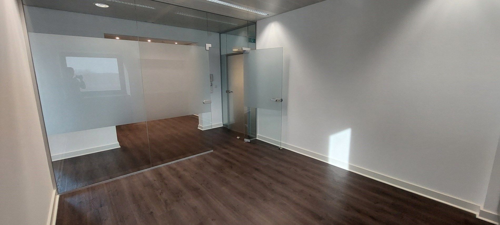 Kantoorruimte, 309m², parking, TOP-zichtlocatie   foto 16