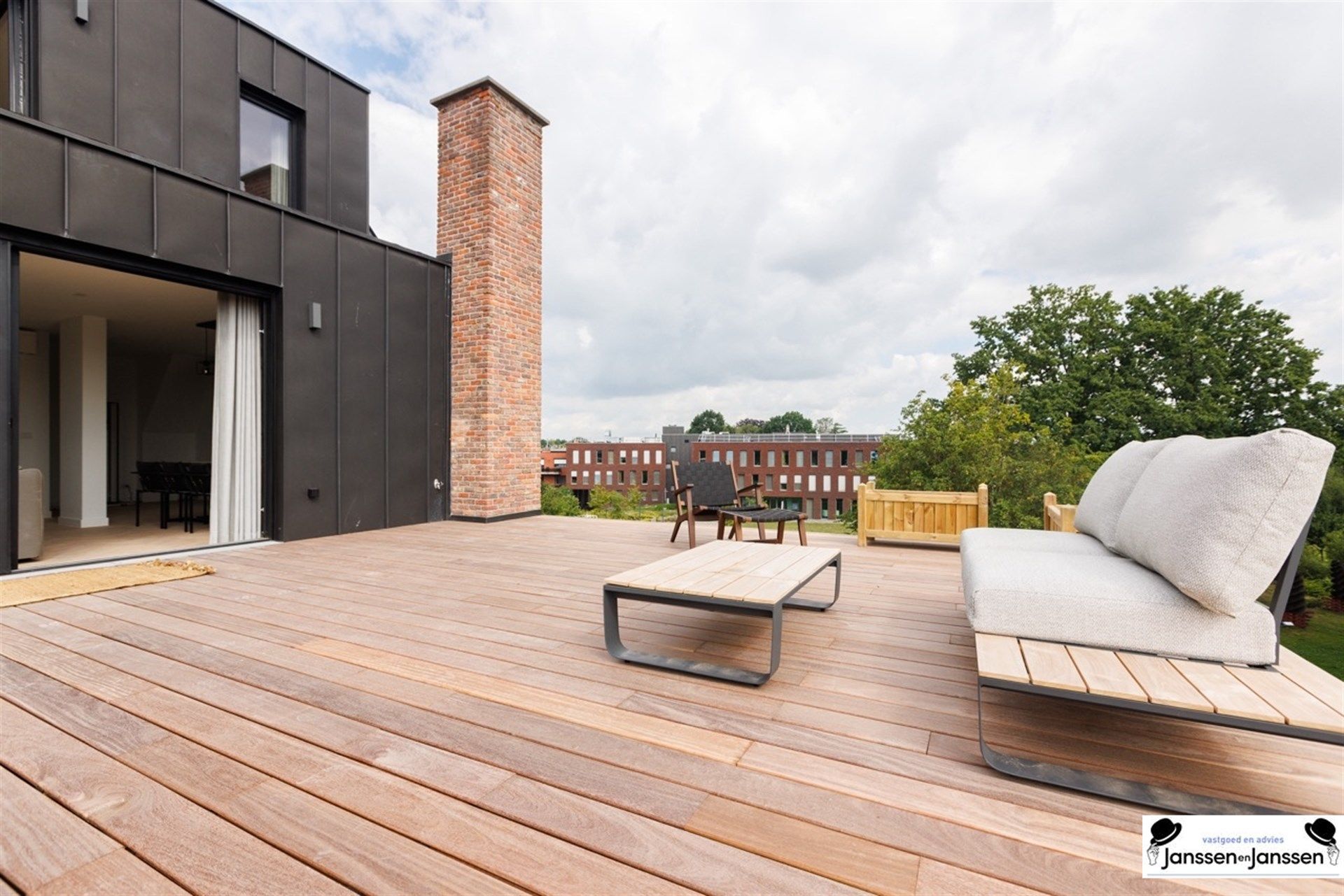 Prachtig appartement van 147 m² en 15 m² terras op de 2de en 3de verdieping van Kasteelvilla Hortensia!  foto 2