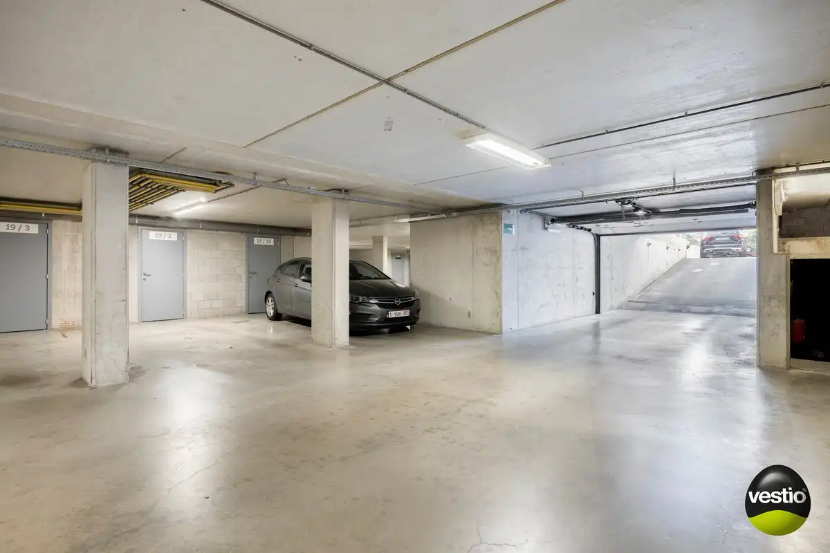 Instapklaar gelijkvloers appartement met uitzonderlijk groot terras op toplocatie in Hasselt foto 14