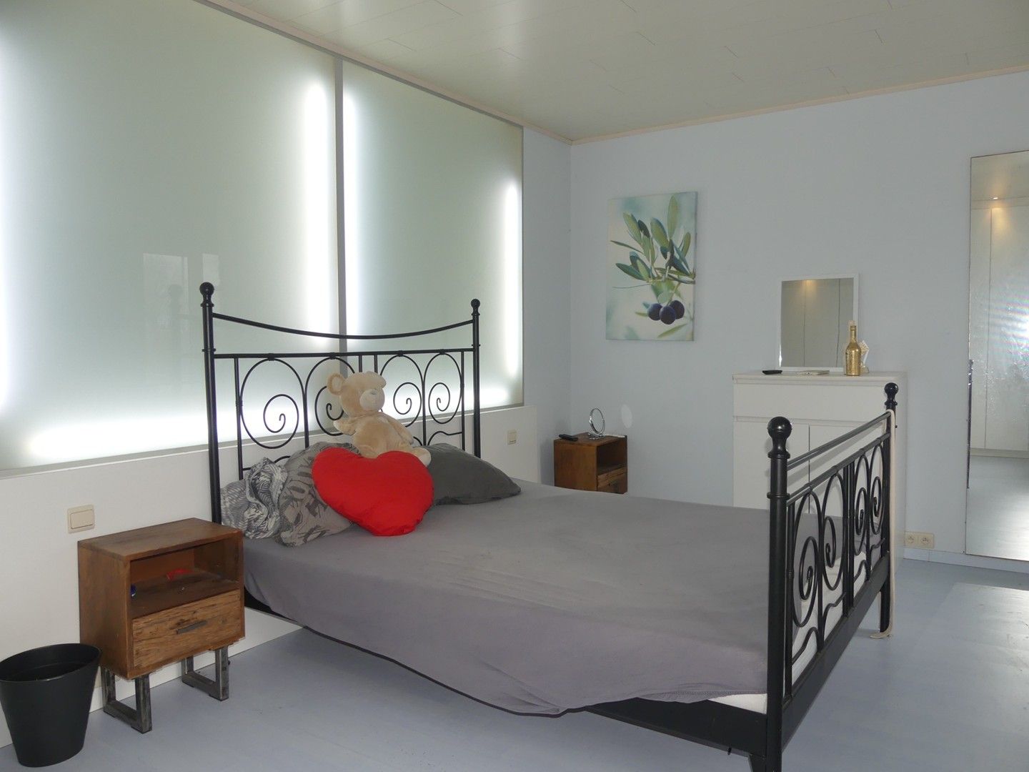 Dorpscafé met woonst, ruime garage en binnenkoer foto 15