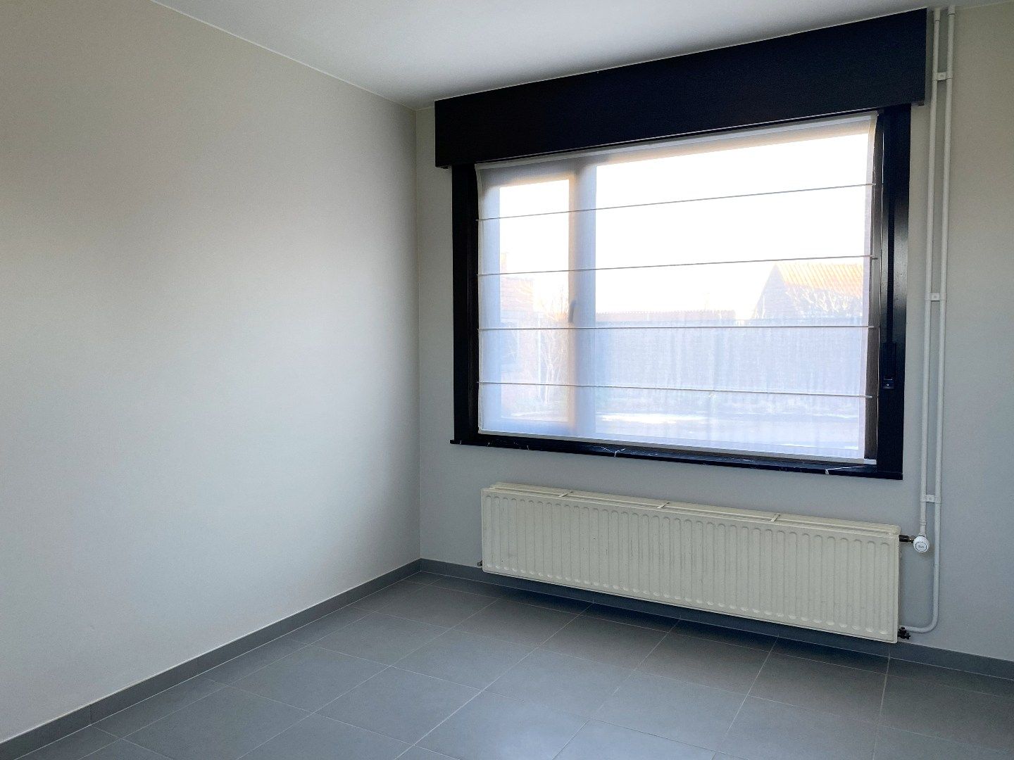 ALLEENSTAANDE WONING MET 2 SLPKS | MET OPSLAGRUIMTE 150 m² foto 8
