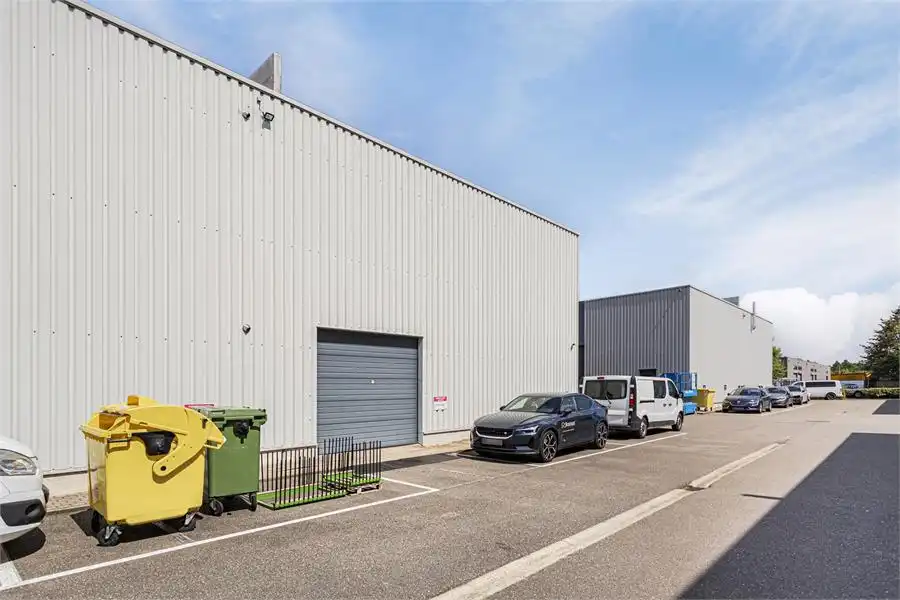 Bedrijfshal te koop in Geel via overdracht van aandelen foto 27