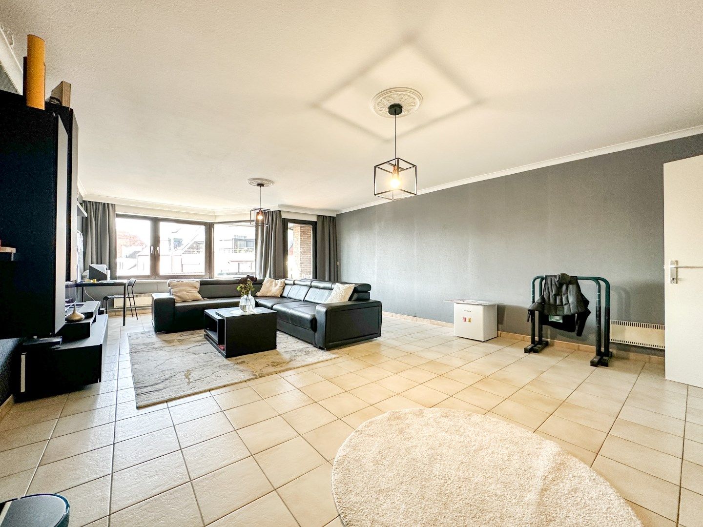 Ruim appartement met 2 slpk en terras(sen), Torhout. foto 3