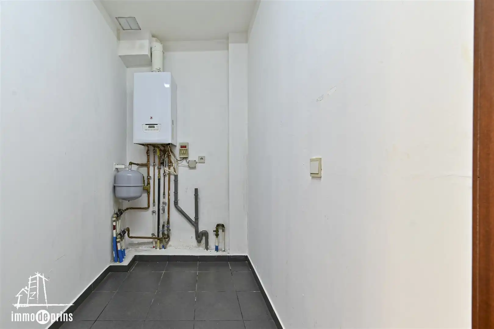 Gerenoveerd appartement foto 11