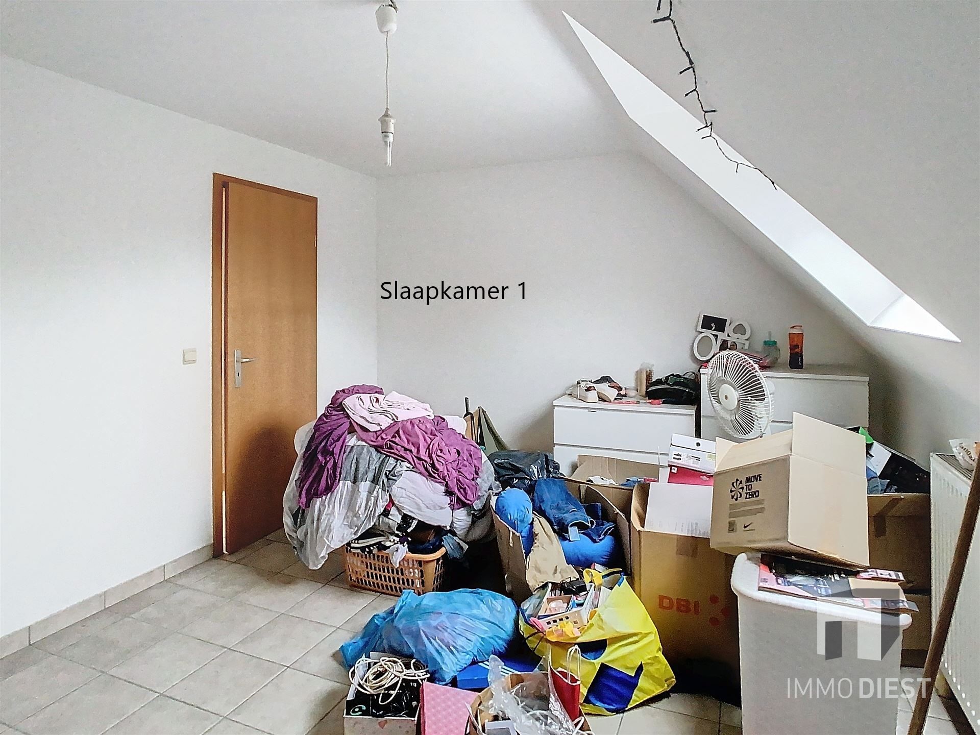 Triplex met 2 slaapkamers en inpandige garage foto 8