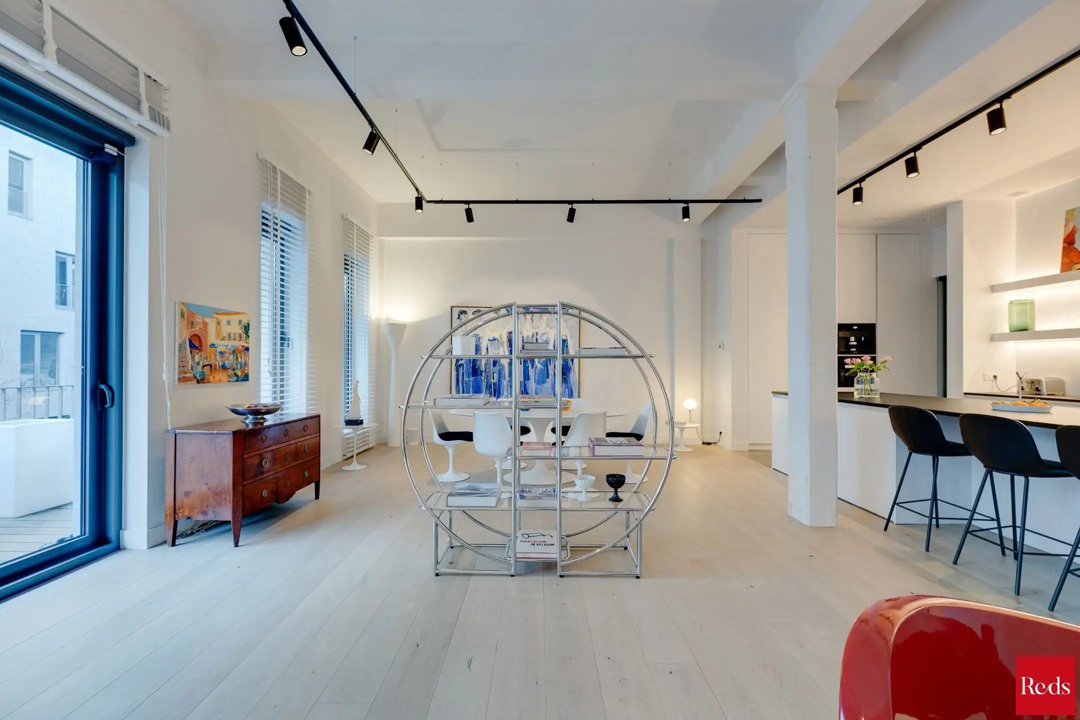 Exclusieve loft met terras op een unieke locatie aan het MAS foto 2