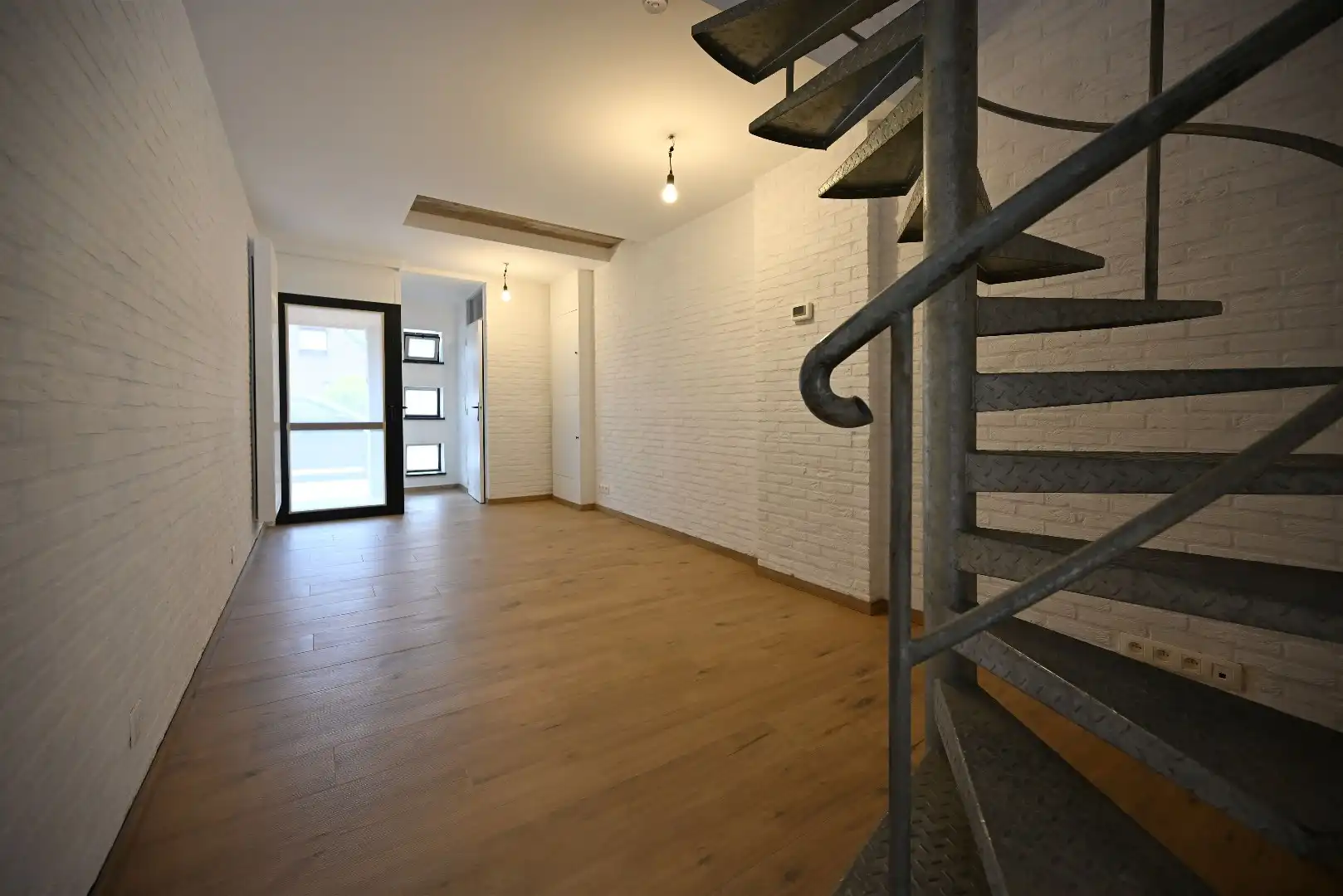 Gerenoveerd knus huis met 2 slpks en tuin te Balgerhoeke foto 3