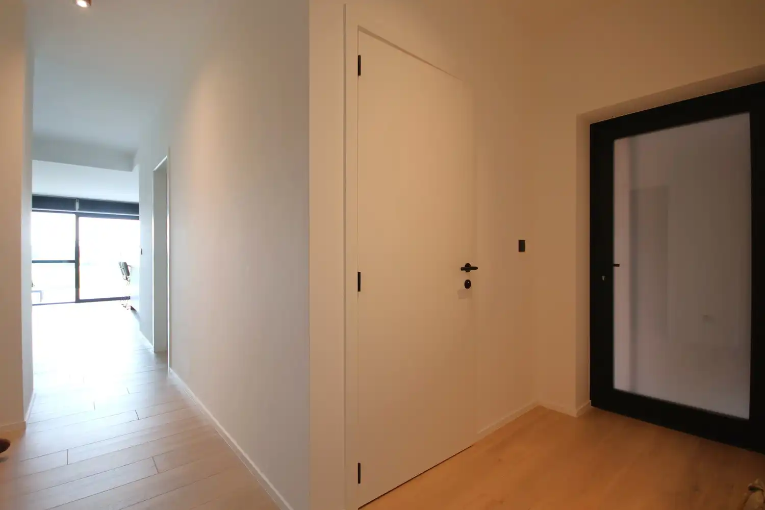 Zeer gunstig gelegen gelijkvloers appartement in Gingelom foto 7