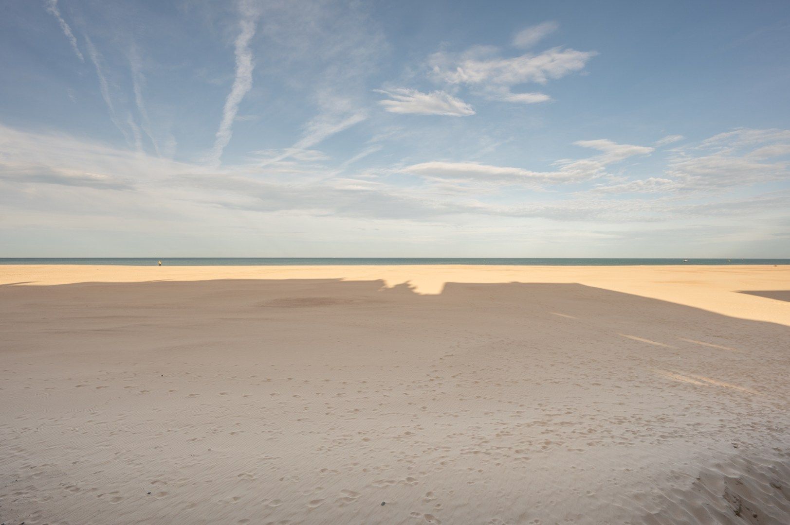 Centraal gelegen appartement met FRONTAAL ZEEZICHT foto 4