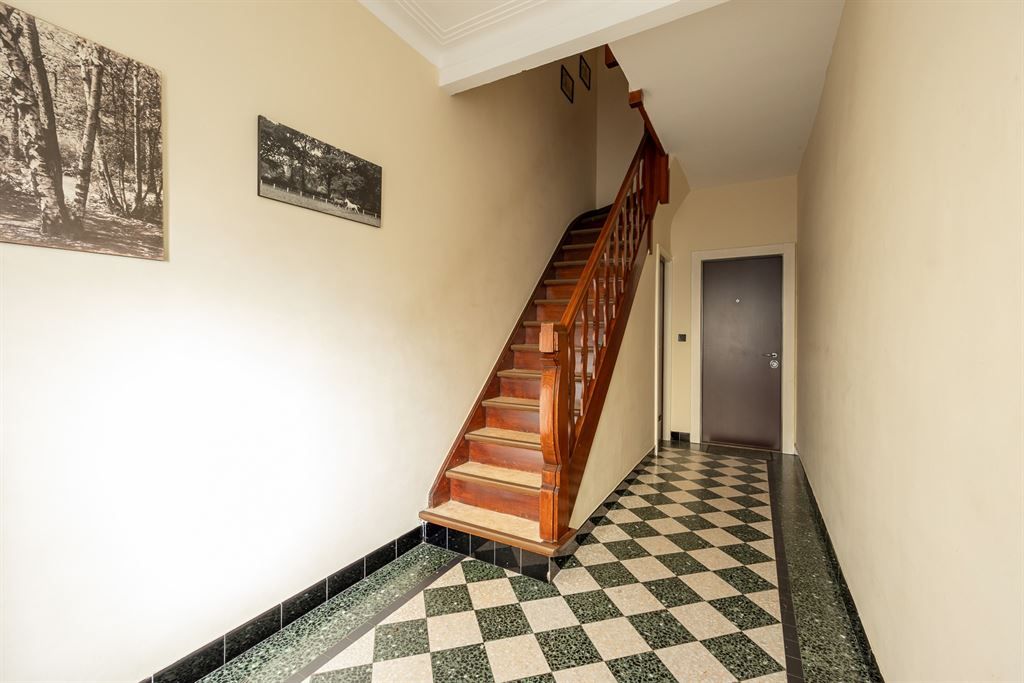 Super centraal, instapklaar appartement met terras foto 18