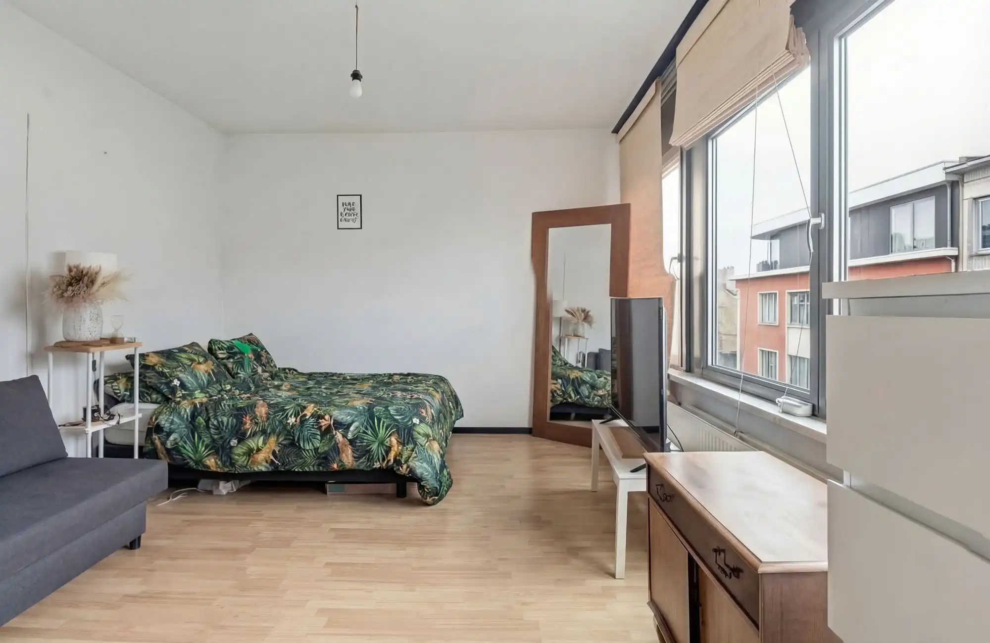 Opbrengsteigendom in handelshart van Merksem aan het plein! foto 10