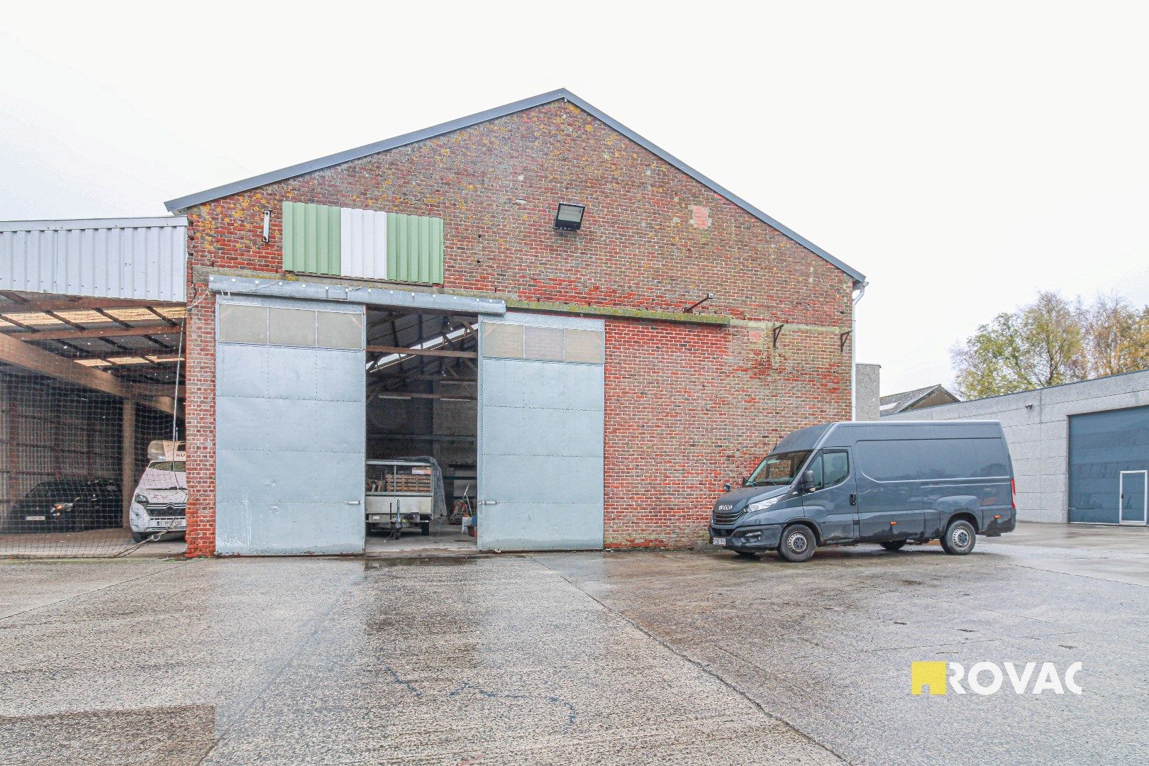 Goed gelegen magazijn met vlotte bereikbaarheid! foto 2