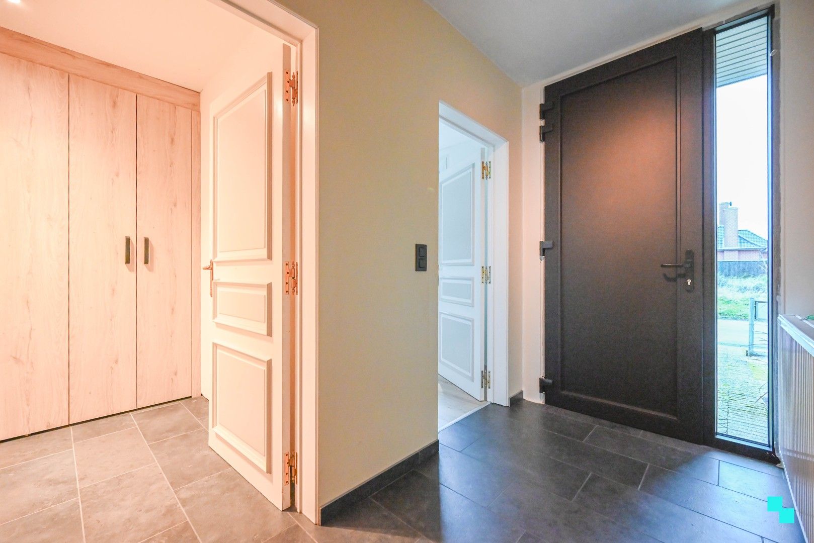 Instapklare, ruime villa in Oostrozebeke foto 5