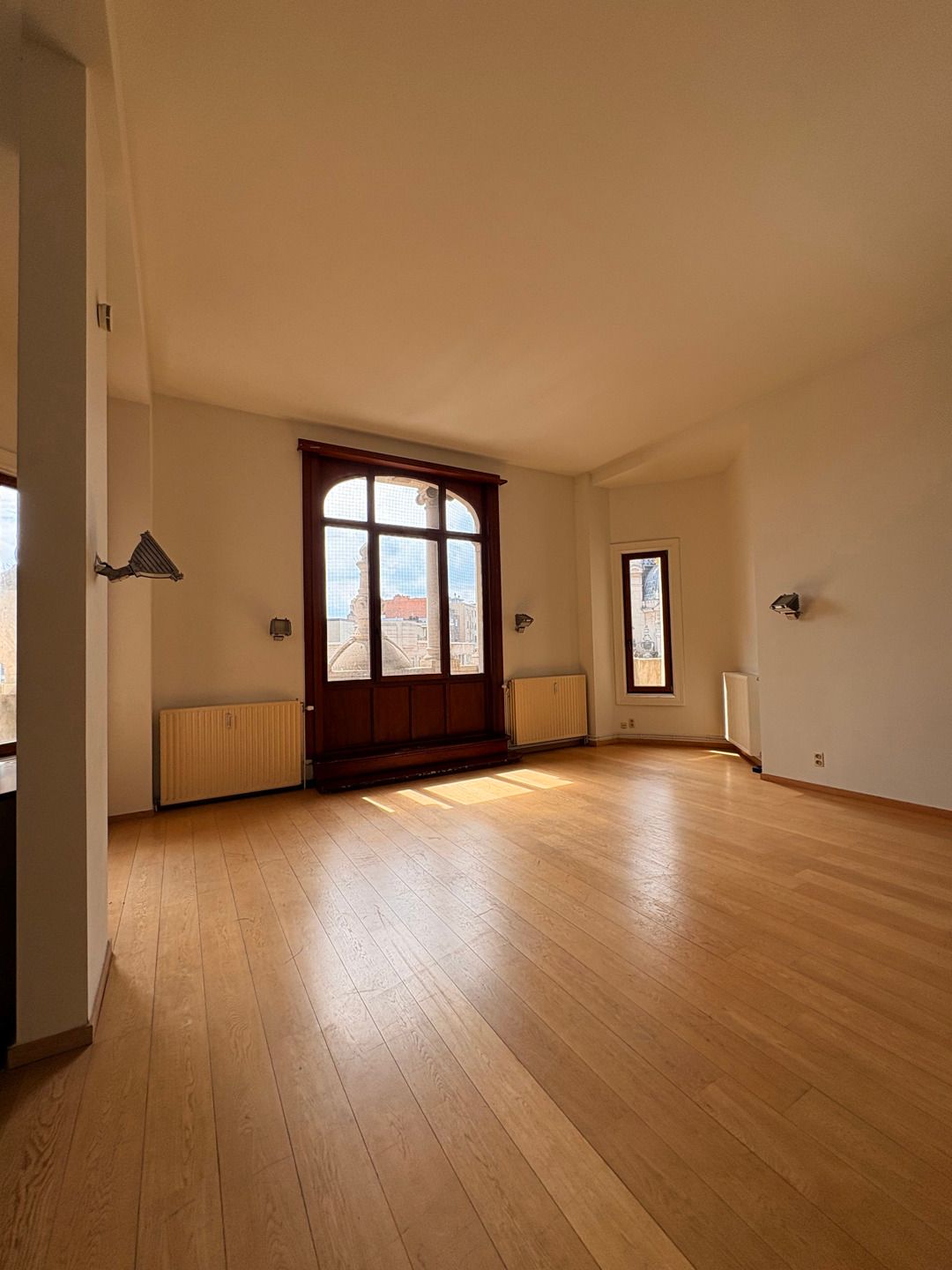 ANTWERPEN - Ruim en lichtrijk appartement  foto 3