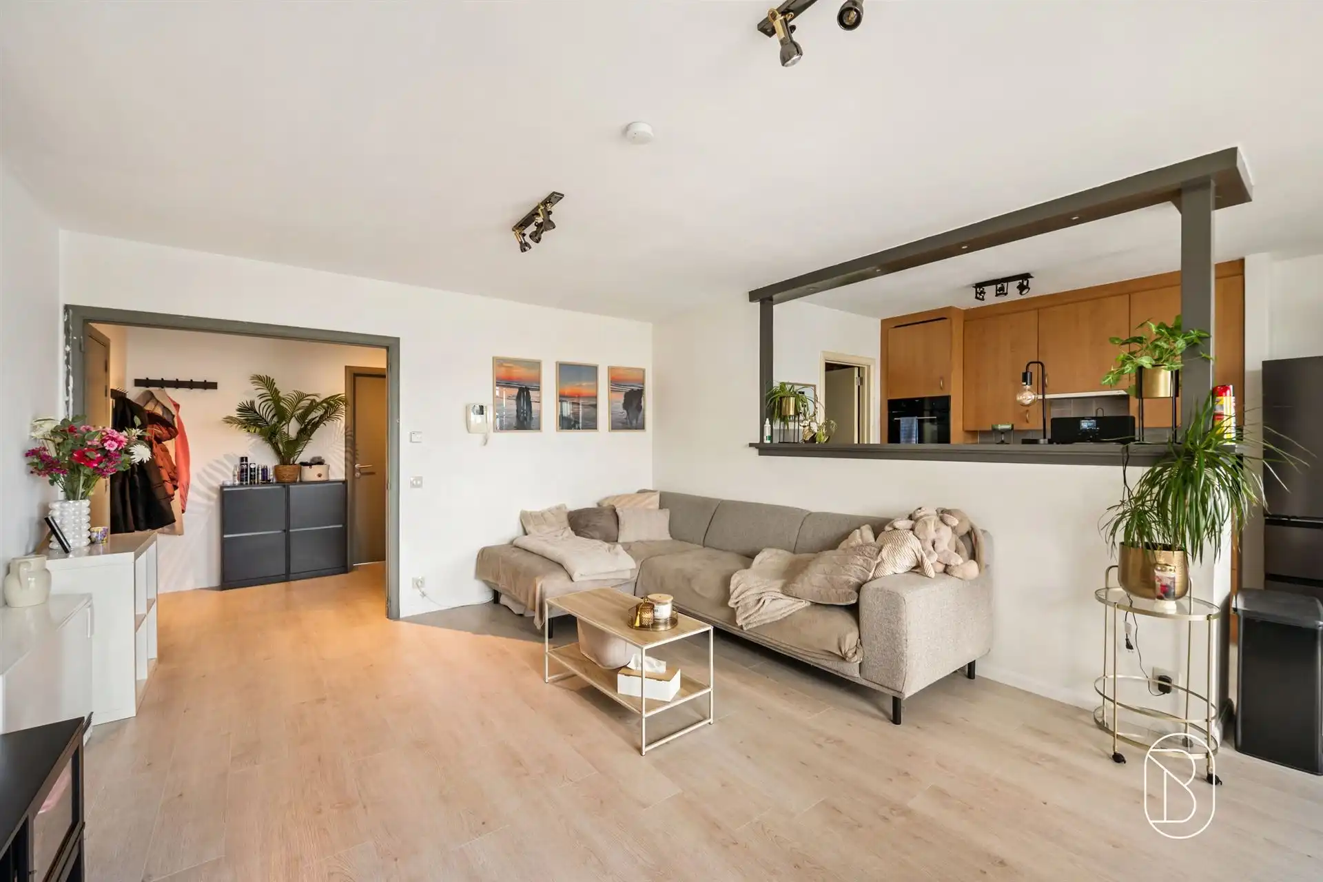 Instapklaar appartement met 2 slpk en terras in Oudenaarde foto 4