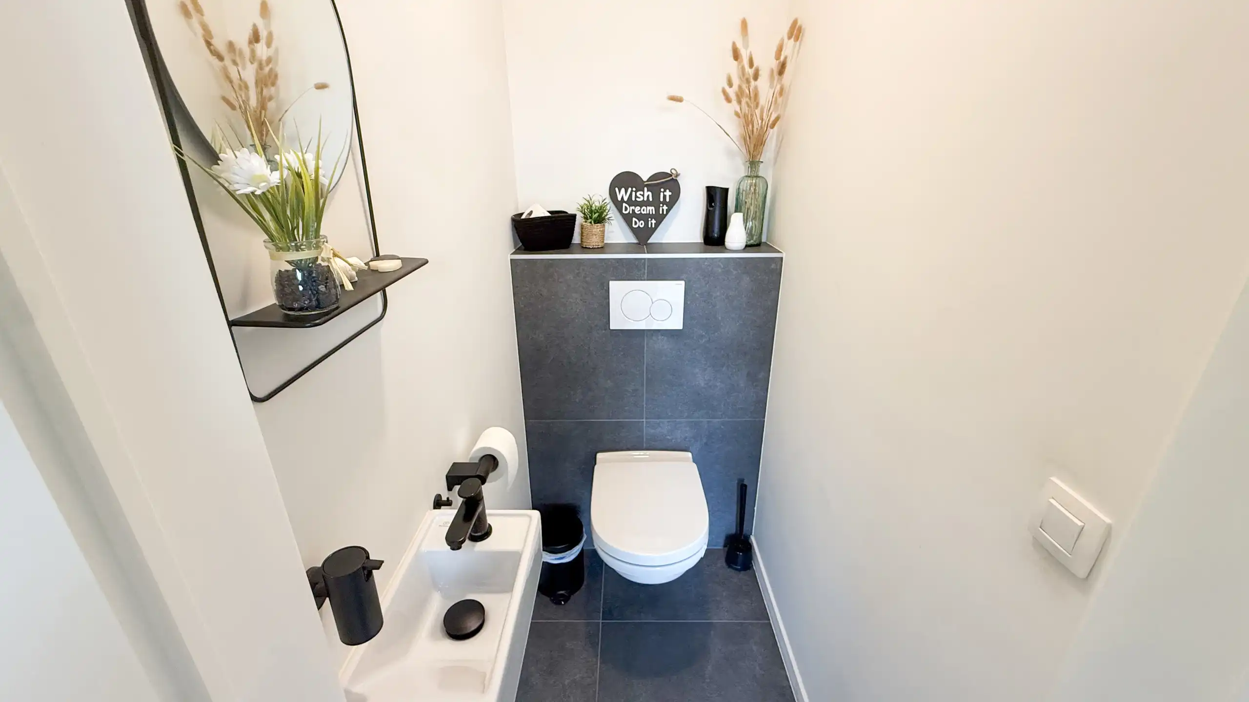 Moderne halfopen woning met 3 slpks en tuin! foto 20