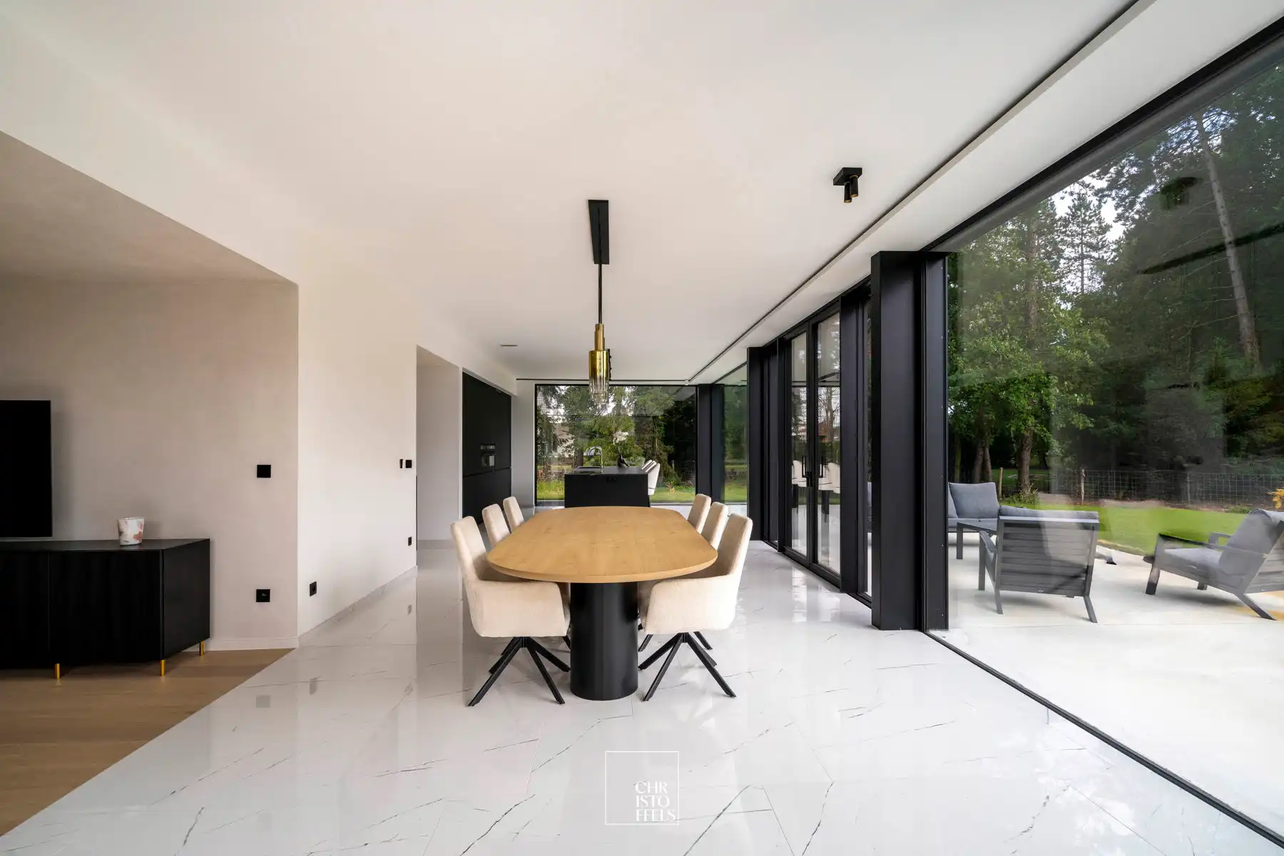 Luxe nieuwbouwvilla van 336 m² op een perceel van 1.313 m² foto 24