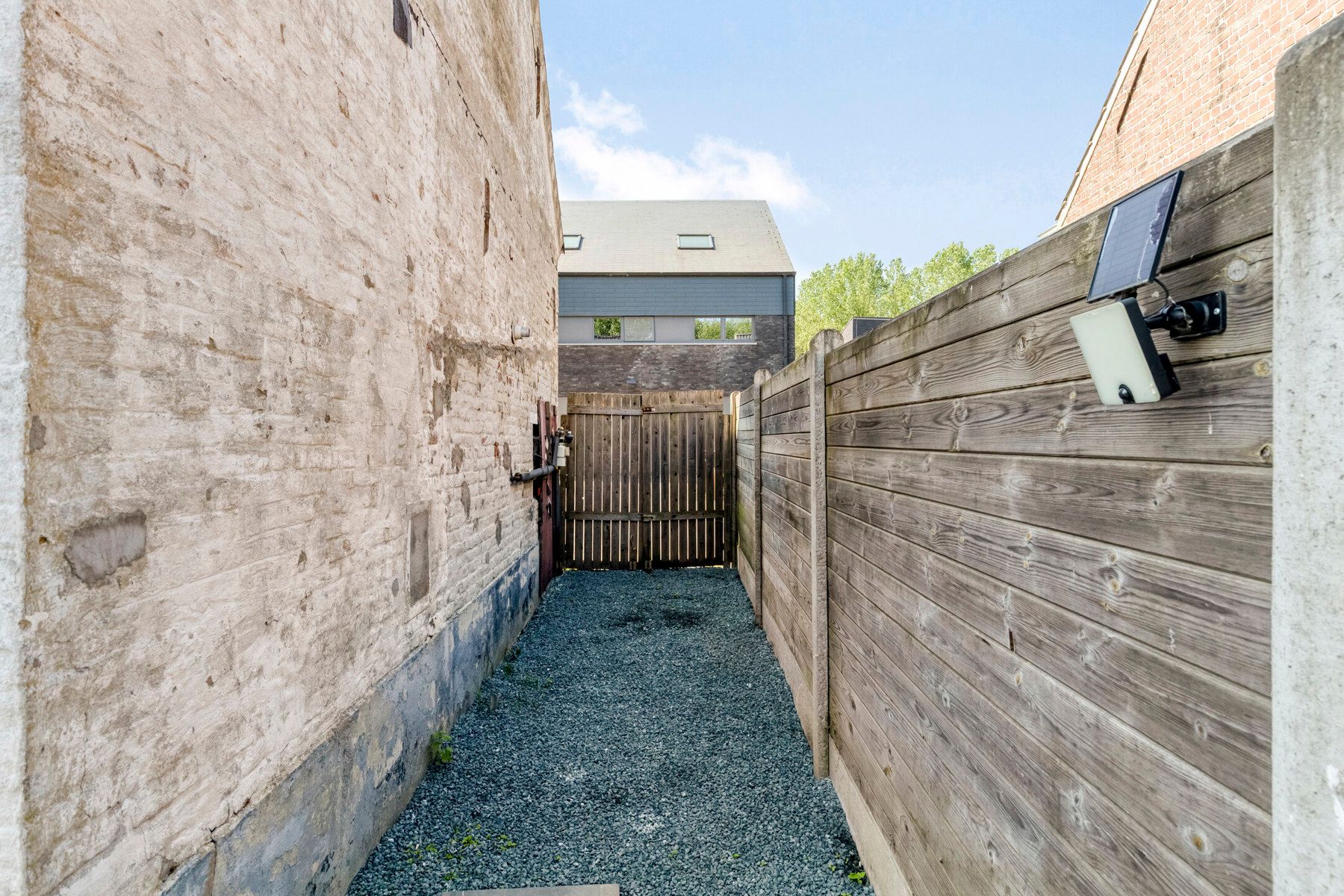 Half-open bebouwing met 3 slaapkamers en tuin! foto 20