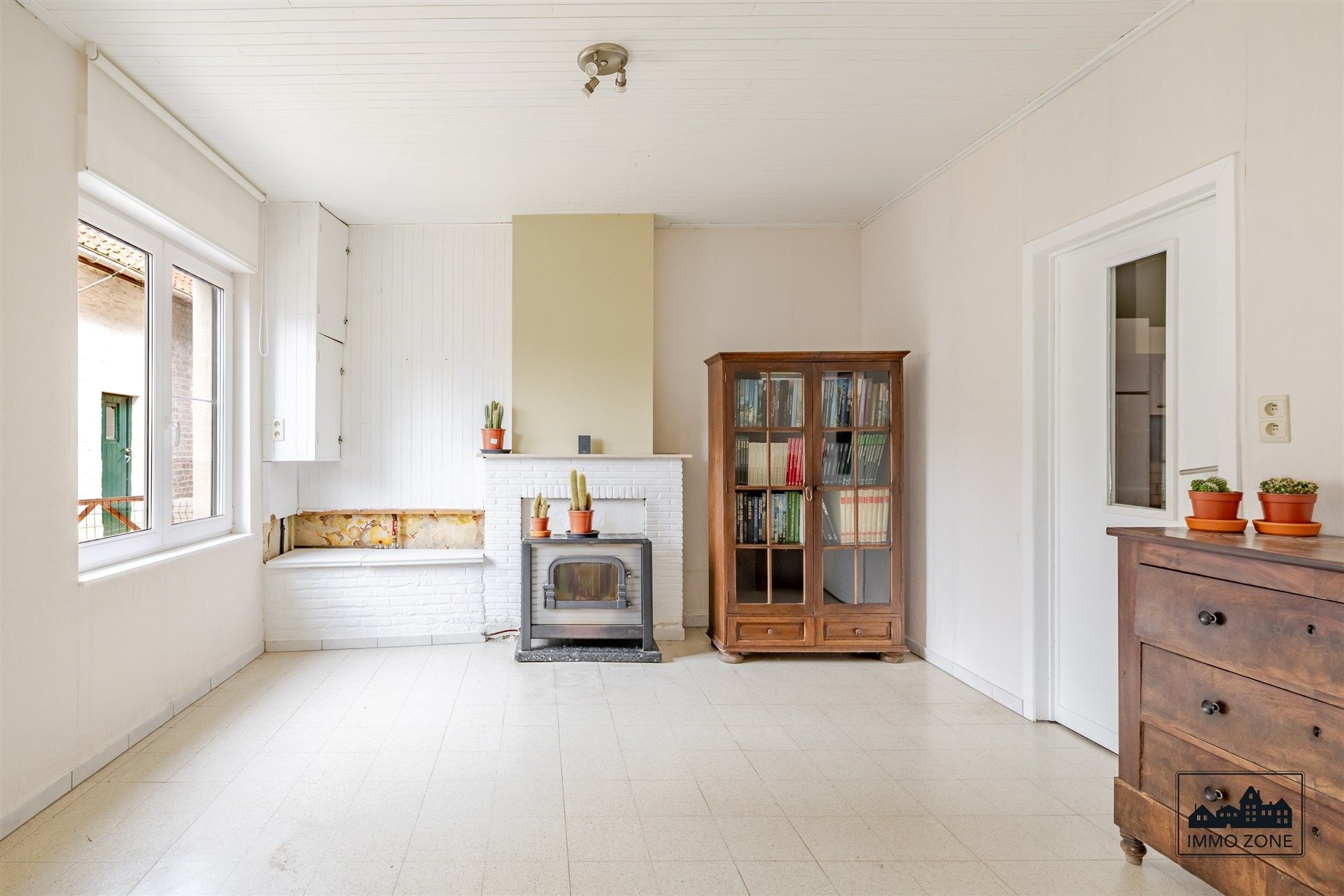 Op te frissen woning met veel potentieel foto 5