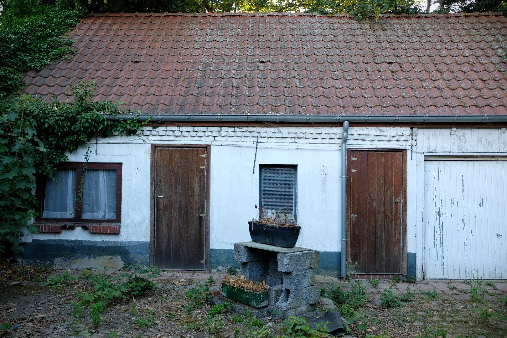 Te renoveren woning op unieke ligging foto 25