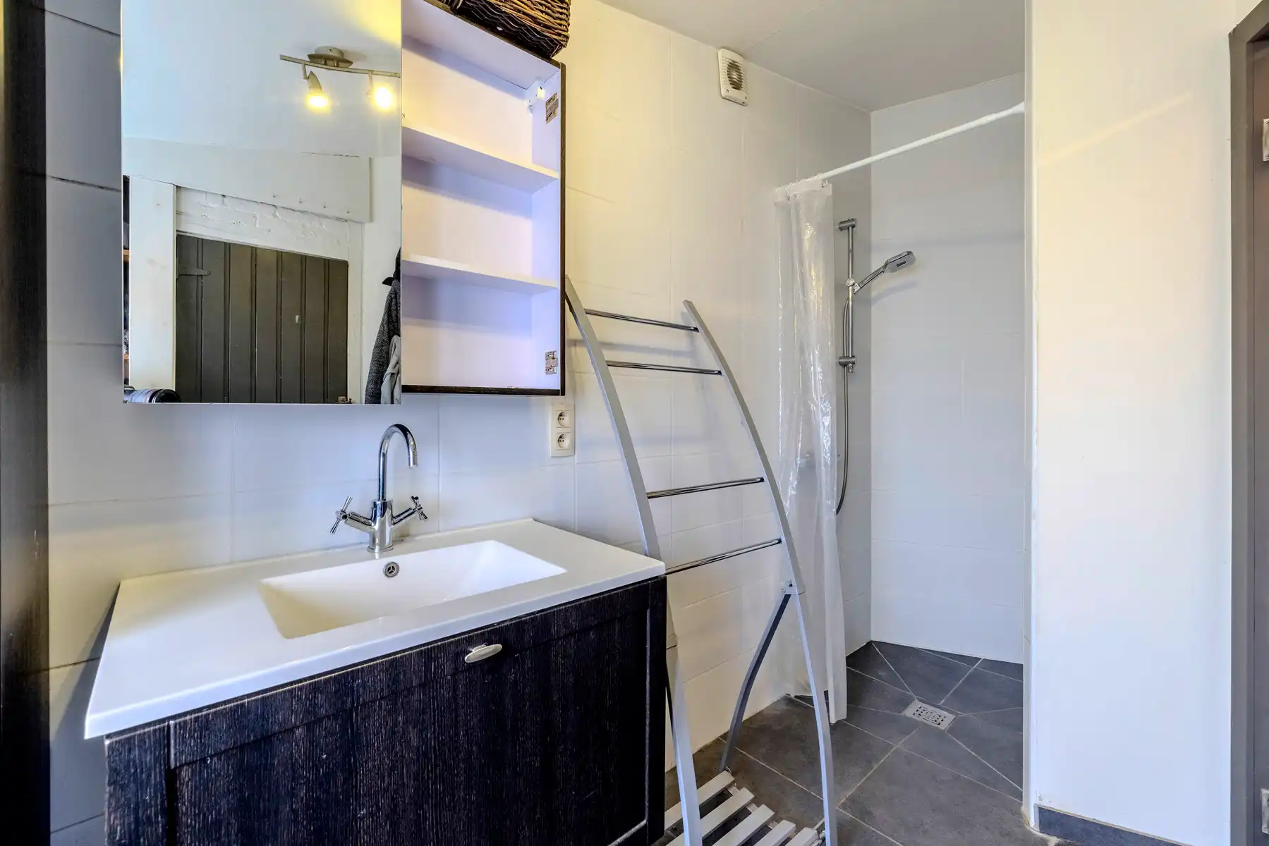 Woning met 3 slpk, tuin, EPC label B en parkeermogelijkheden foto 12