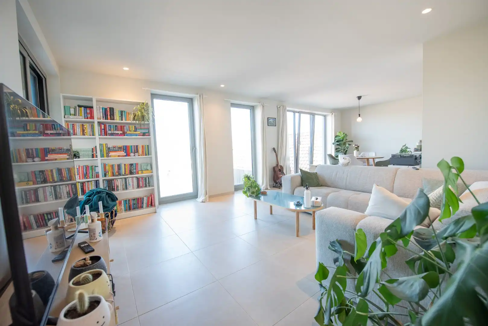 Recent appartement op de 2e verdieping TE HUUR  in centrum Zulte met 2 terrassen! foto 2