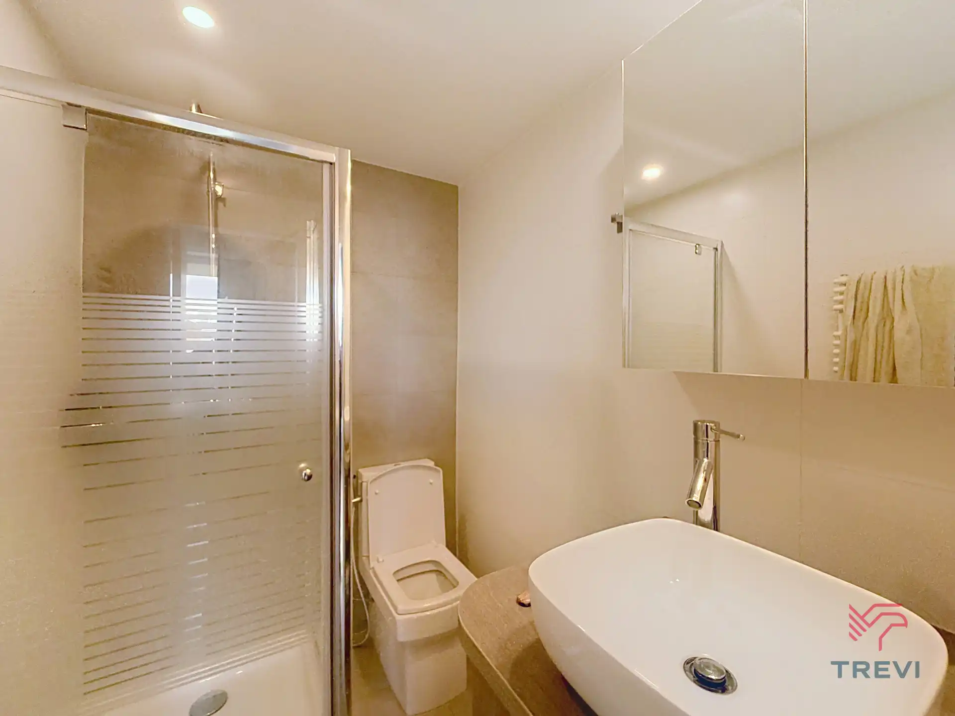 Gemeubileerd appartement met 1 slaapkamer foto 8
