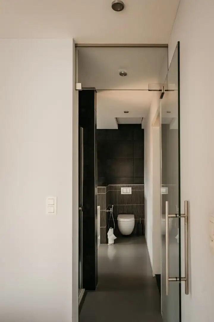 Gezellige instapklare woning met 3 slaapkamers en ruime tuin met prachtig zicht te Pelt. foto 16