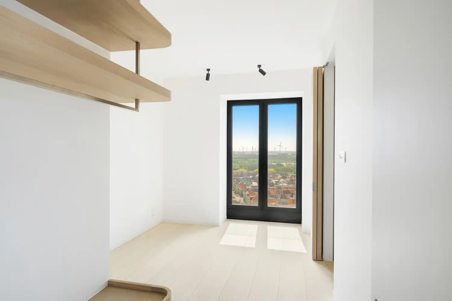 Fenomenaal appartement met panoramisch zicht op de 18de verdieping van Res.Heldentoren foto 15
