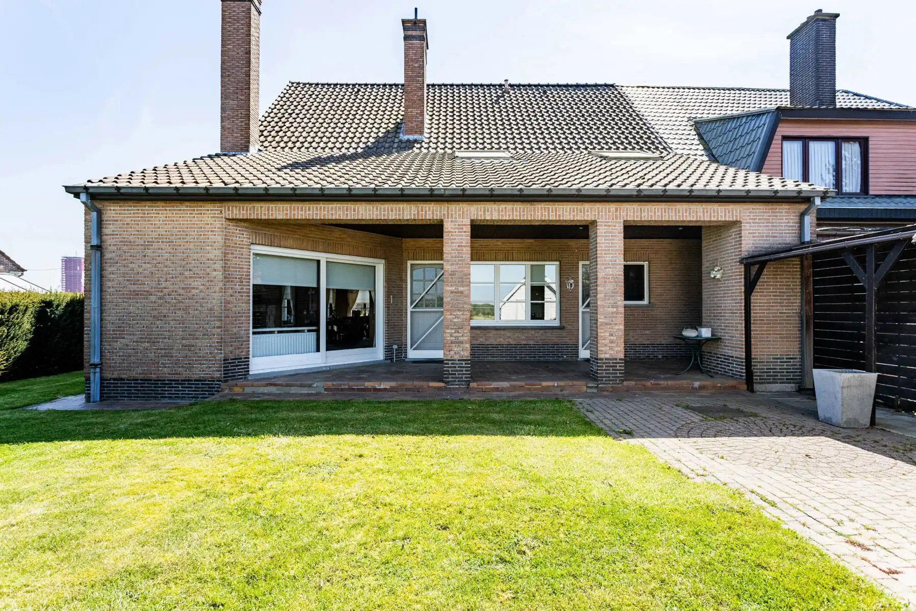 Instapklare woning met 4 slaapkamers en tuin te Erpe! foto 24