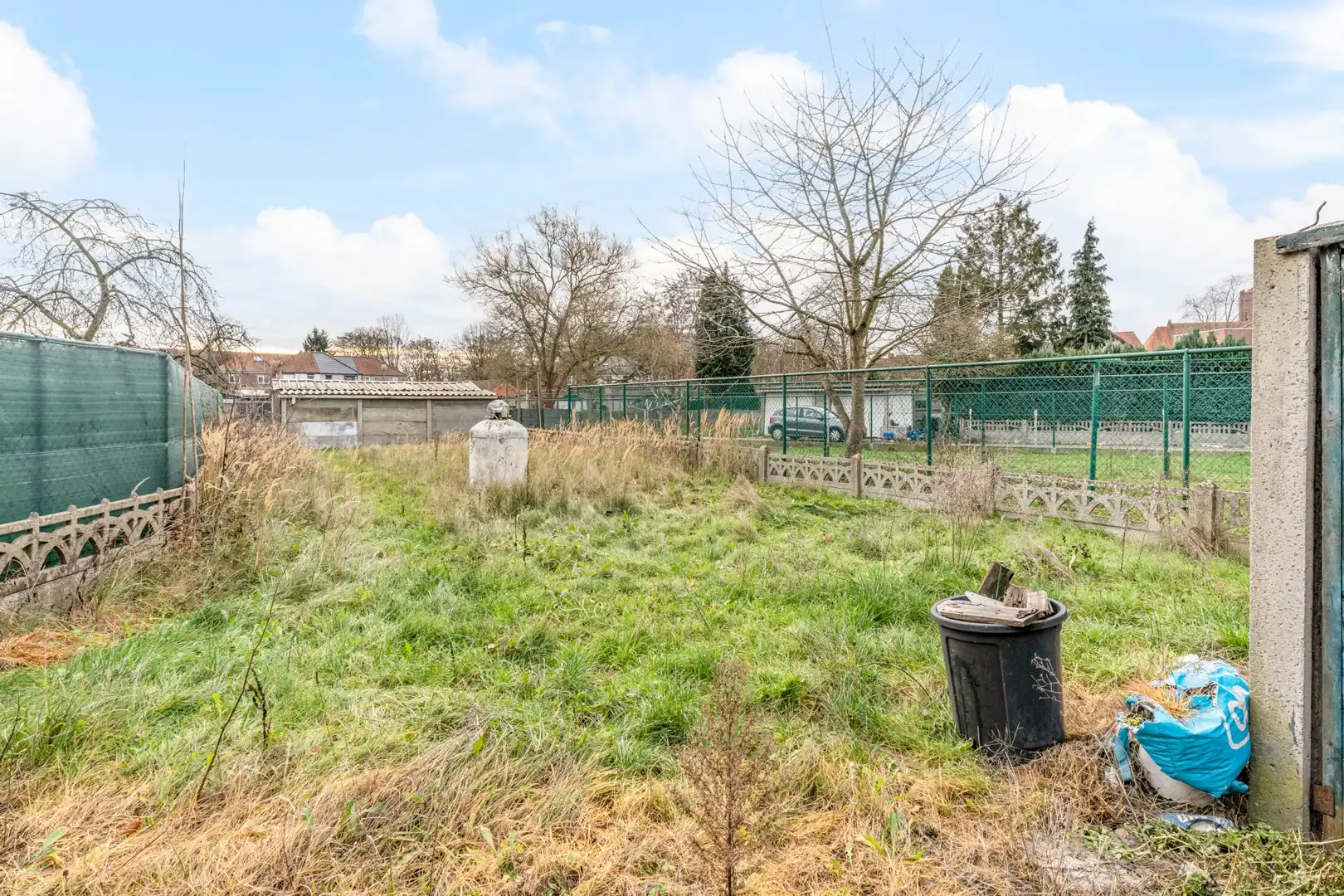 Woning met uitzonderlijk potentieel voor totale renovatie in Genk foto 16