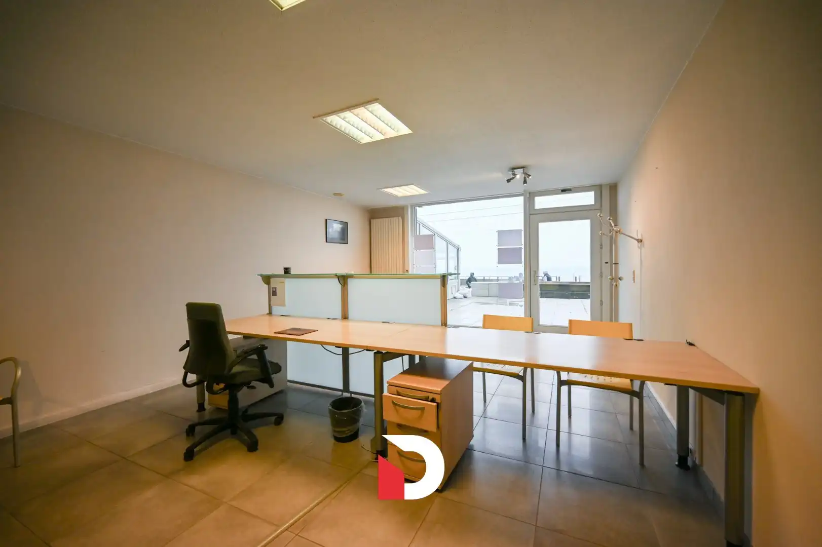 Handelsruime/Kantoor op de Zeedijk te Middelkerke foto 10