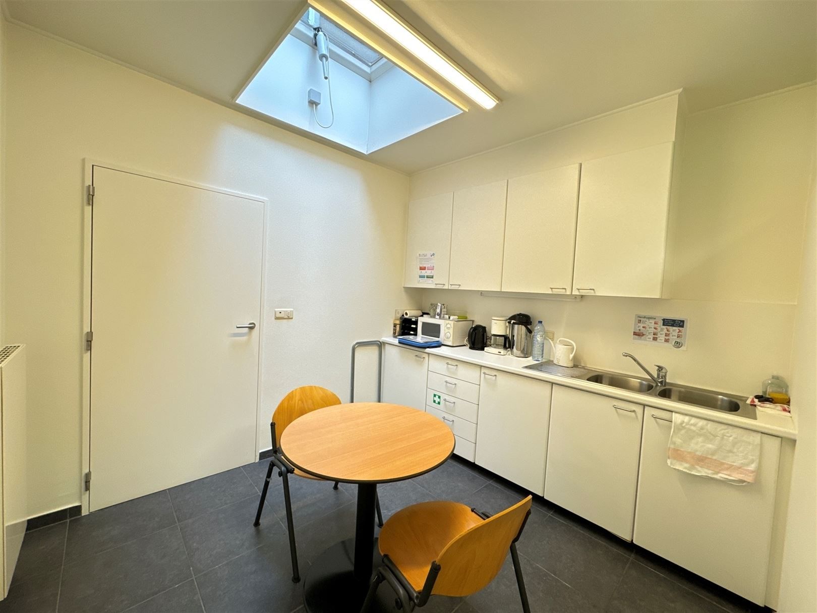 Te renoveren woonhuis in het centrum van Rijkevorsel! foto 11