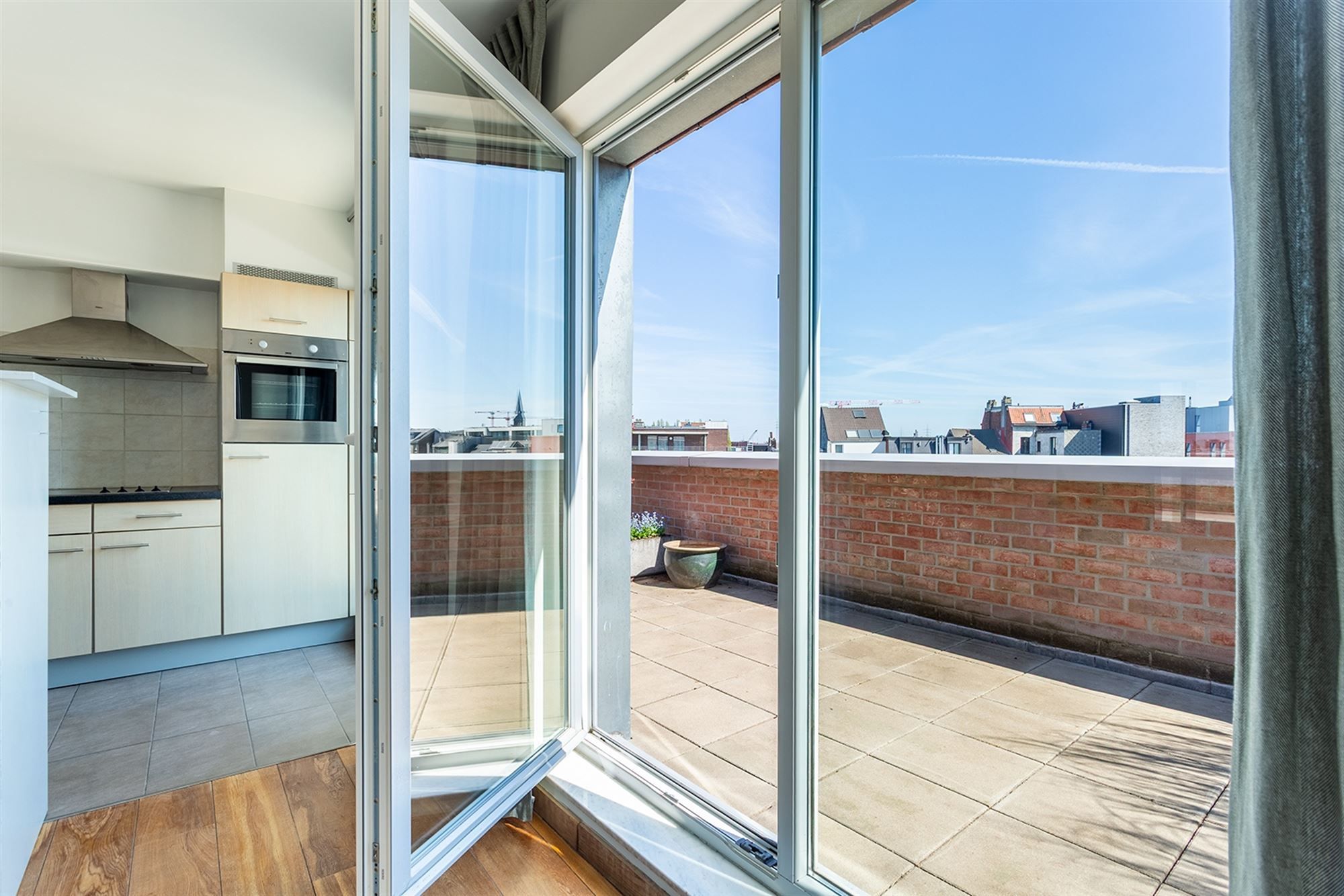 Lichtrijke duplexpenthouse met twee terrassen foto 7