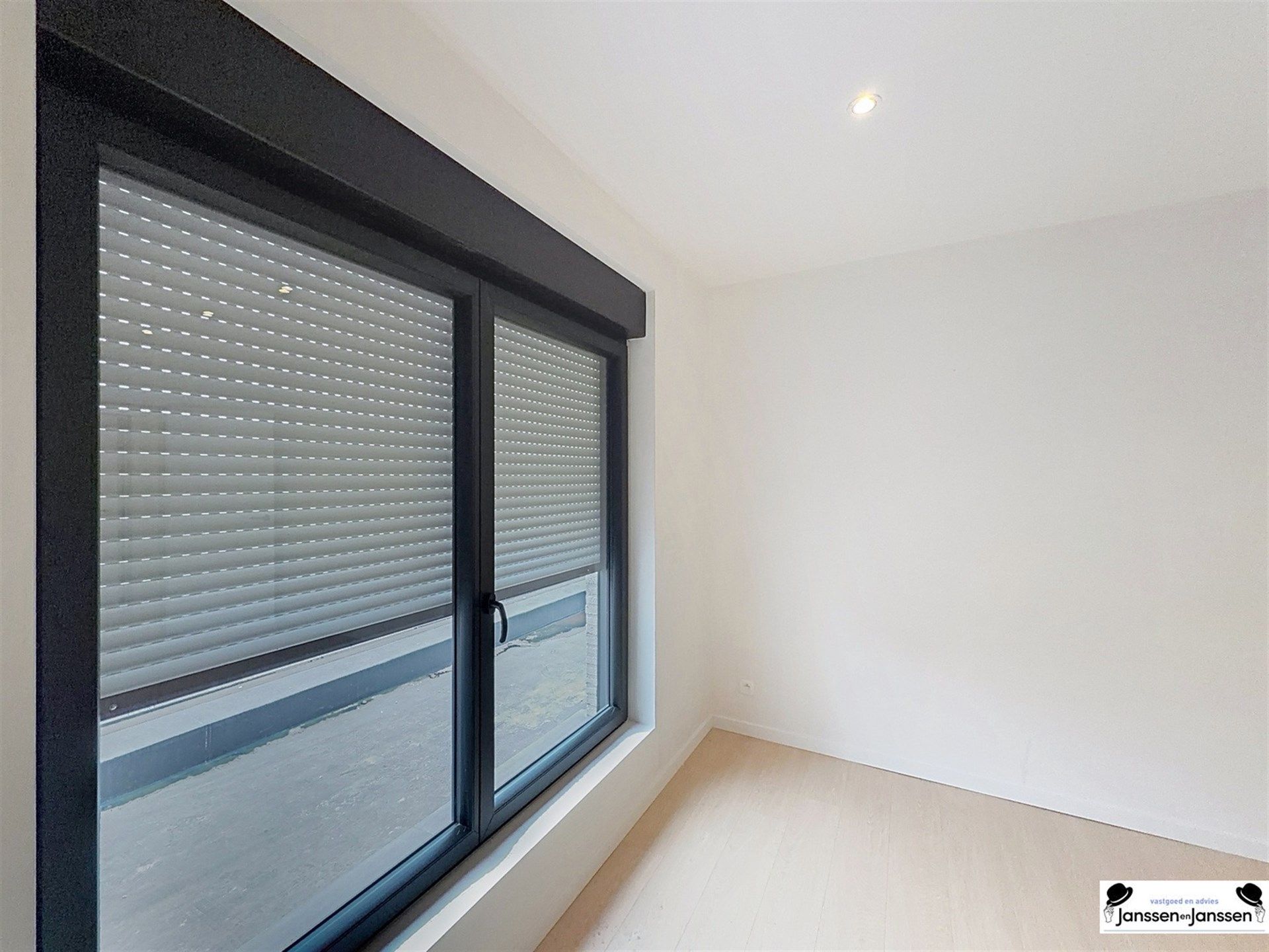 Instapklare, energiezuinige halfopen woning met moderne luxe op toplocatie in Geel foto 21