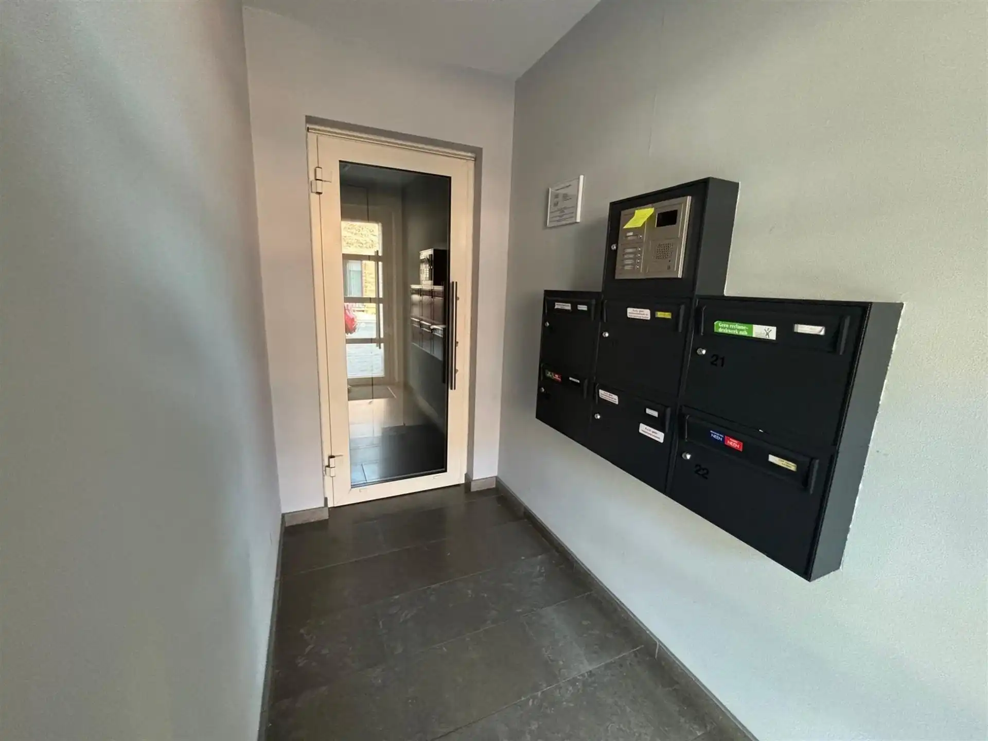 Gemeubeld appartement met twee slaapkamers en tuin in Gijzegem foto 21