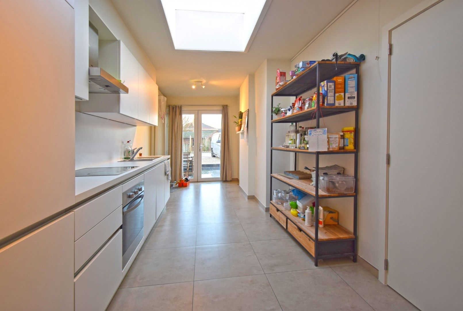 Instapklare standswoning met terras  foto 5