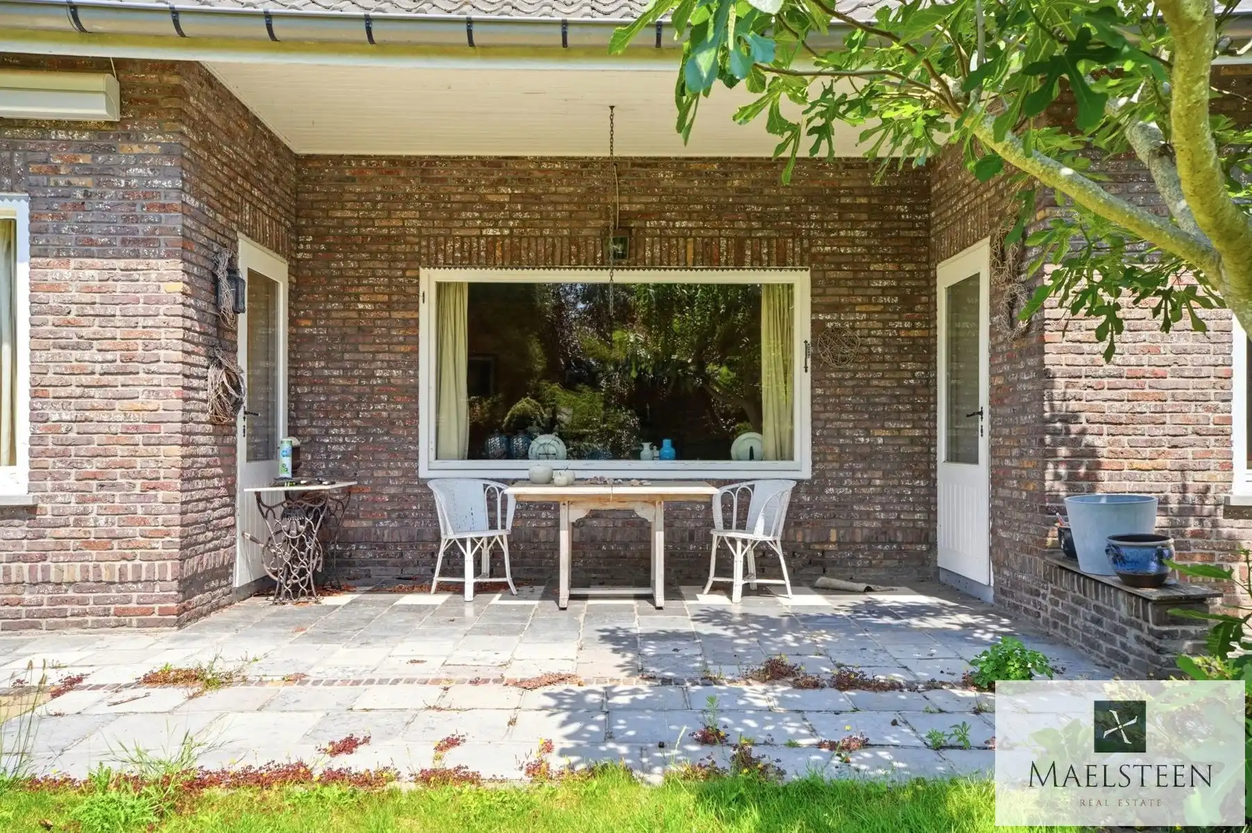 Villa op zeer gegeerde ligging te Sint-Andries (1.710 m²) foto 6
