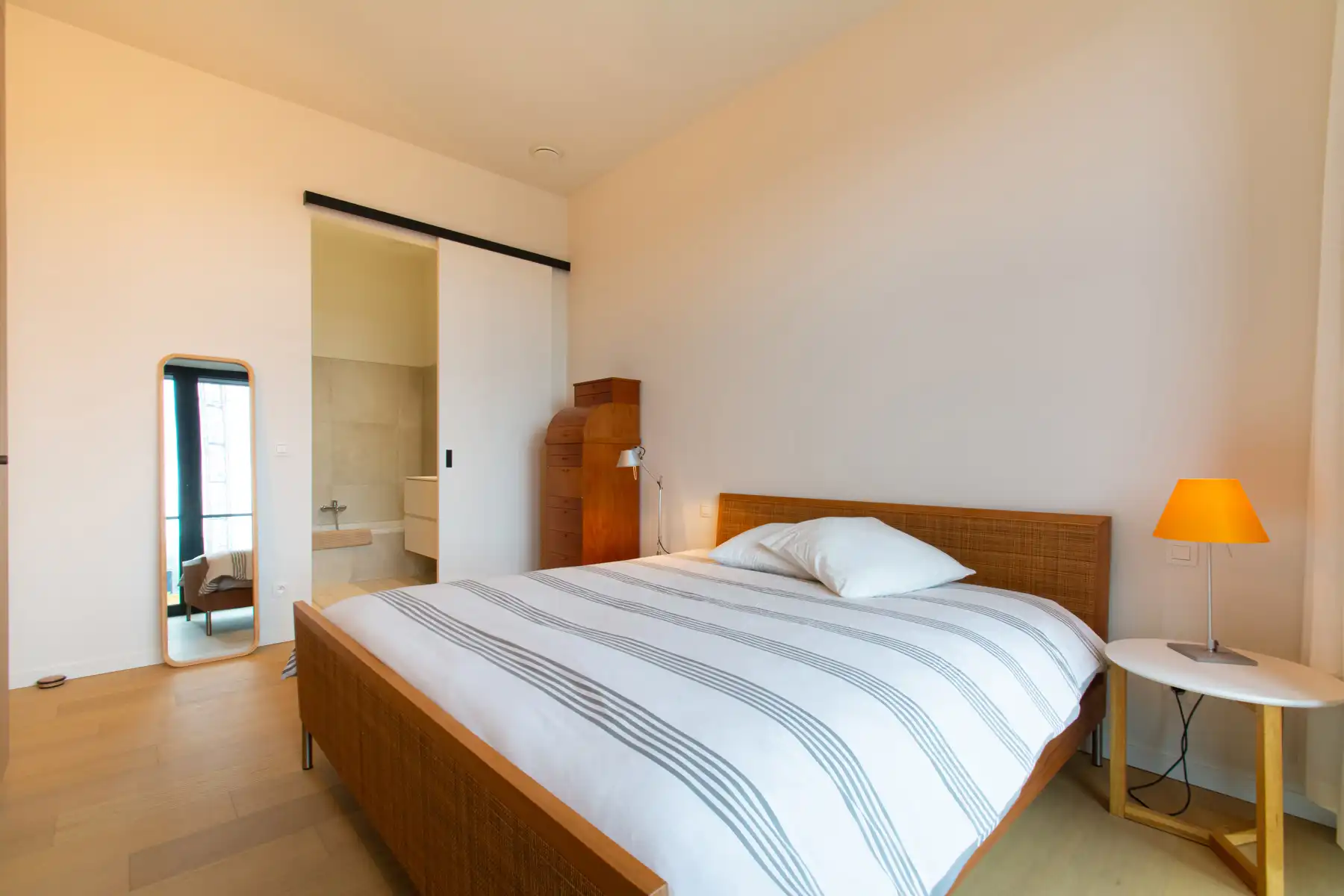 Mooi gemeubeld 3k appartement met prachtig zicht op Schelde foto 13