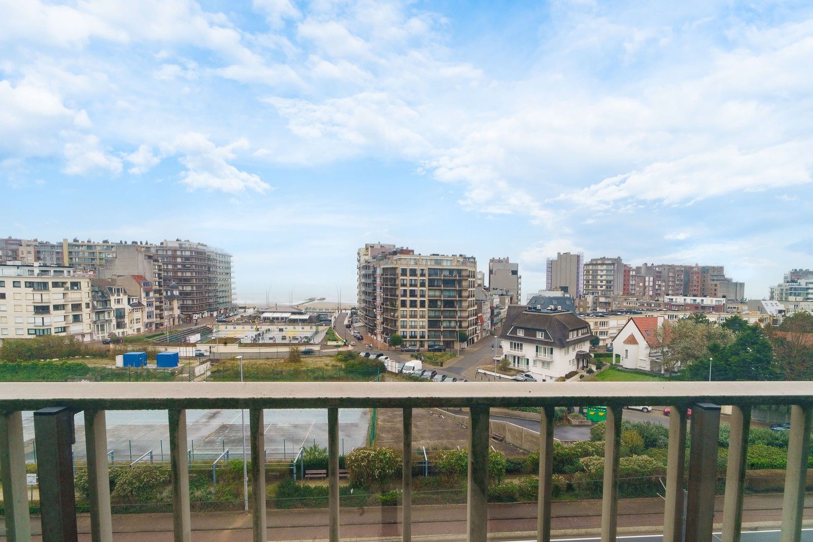 Appartement met 1 kamer en zeezicht! foto 17