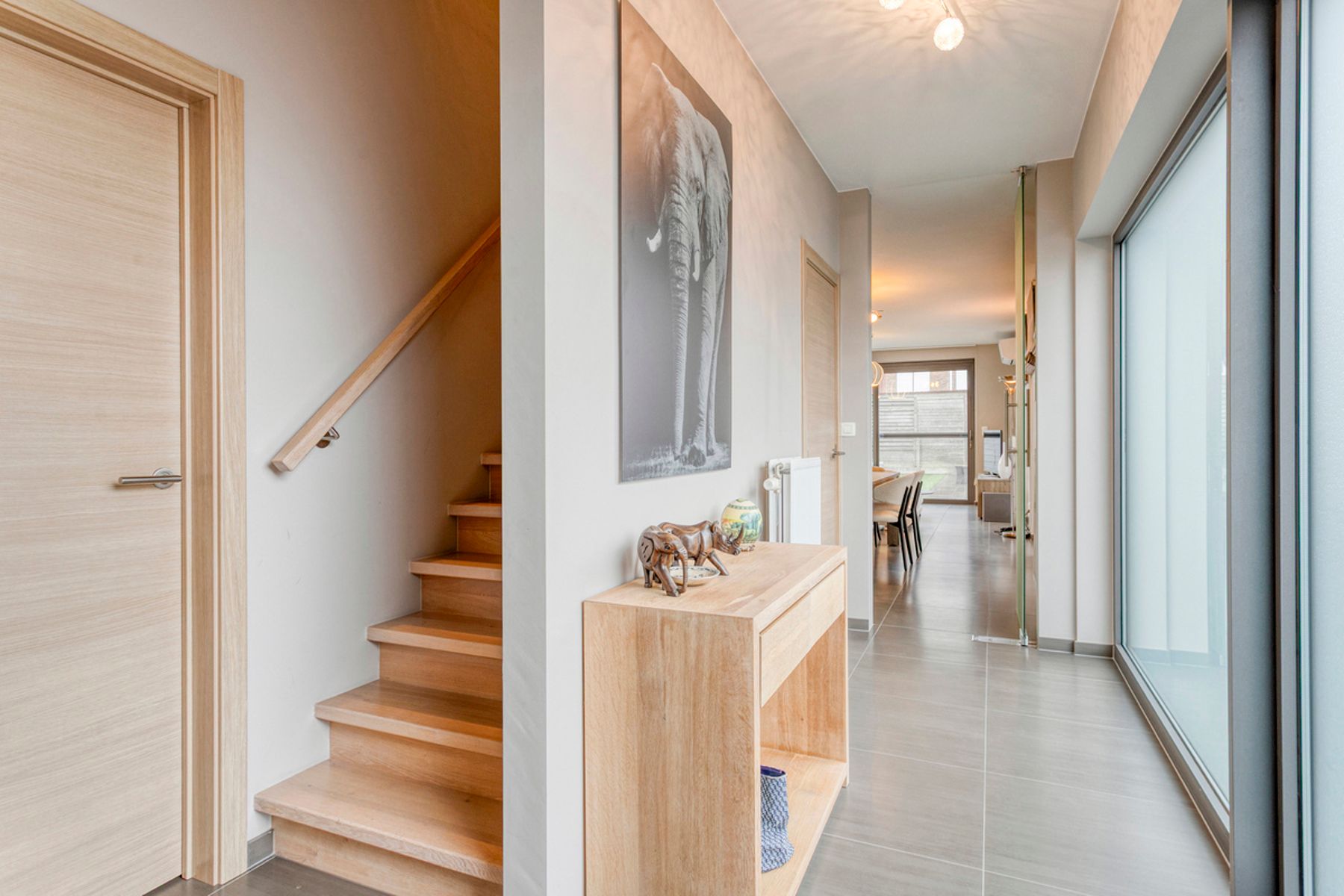 Recente HOB met 2 slaapkamers, tuin en garage! foto 4