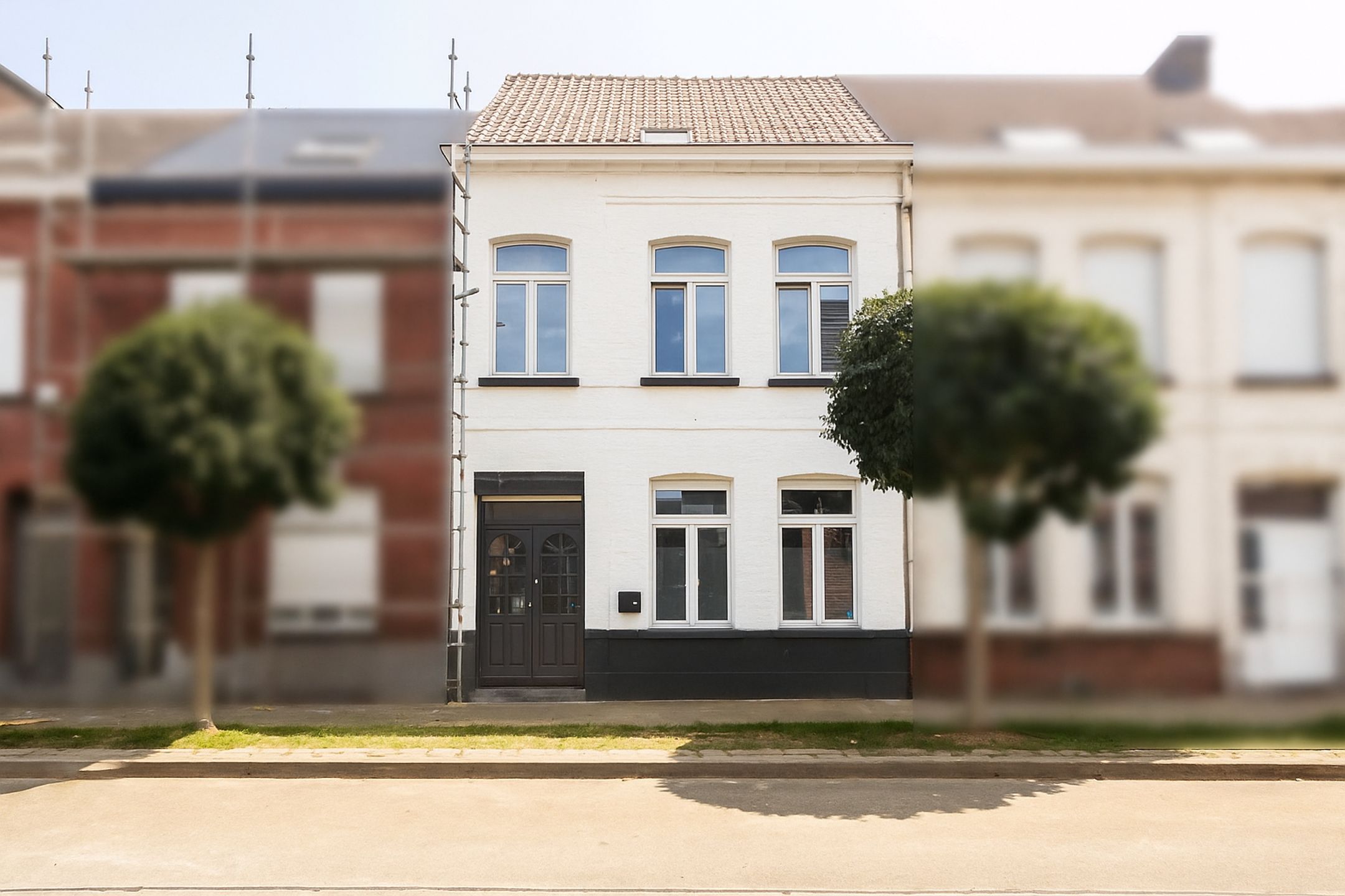 Ruime, instapklare woning met tuin in rustige omgeving! foto {{pictureIndex}}