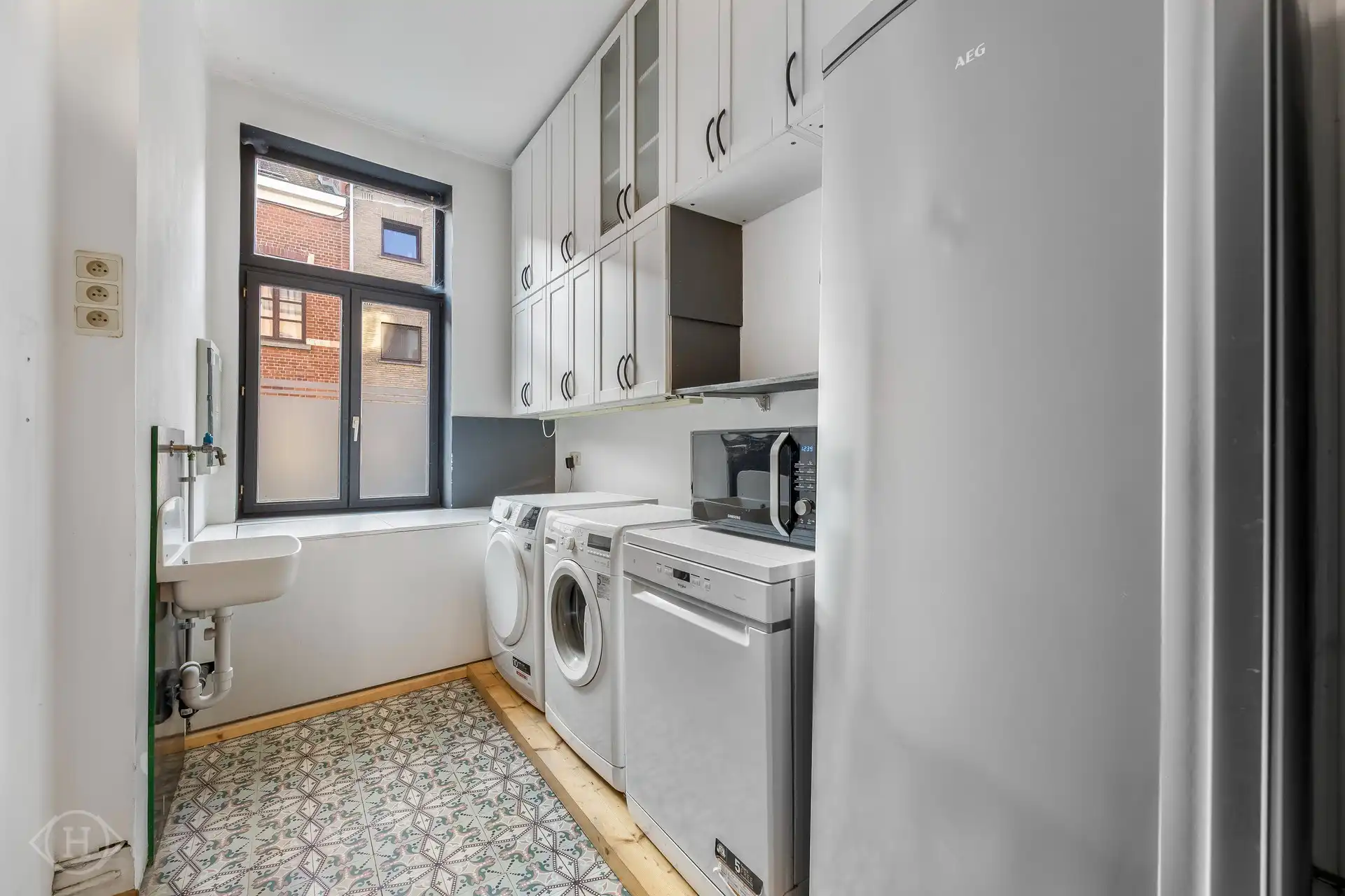 Charmant rijhuis met ruime tuin - centrale locatie Heverlee foto 5