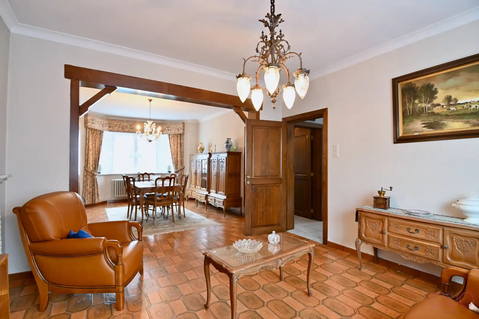 Statige hoekwoning met poortgebouw, loods en stallingen op 8a36ca in Zoutleeuw foto 2